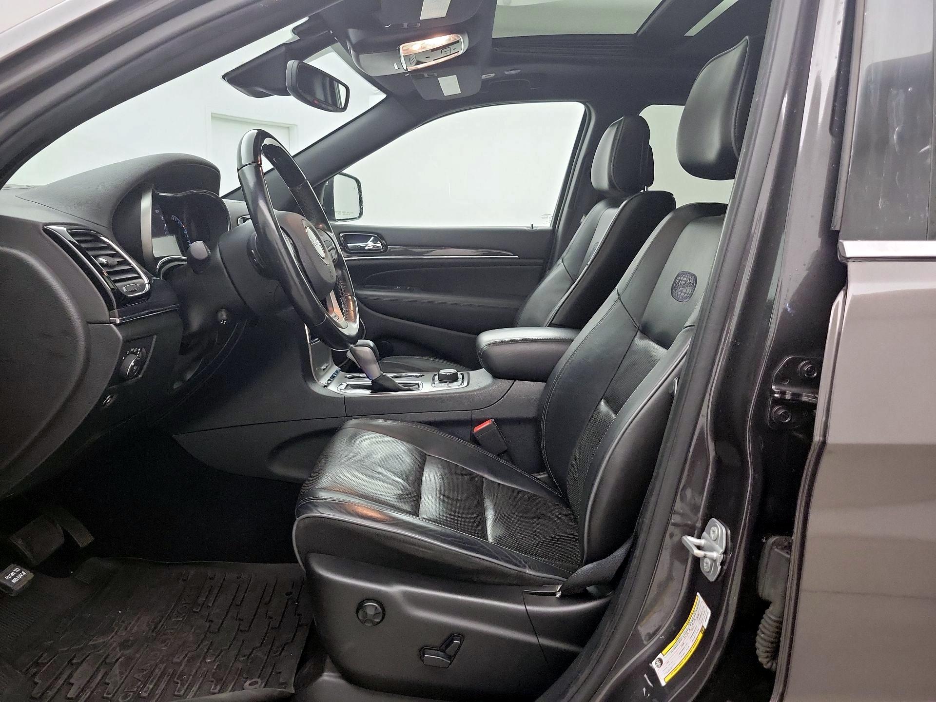 Thumbnail: 2019 Jeep Grand Cherokee - 11