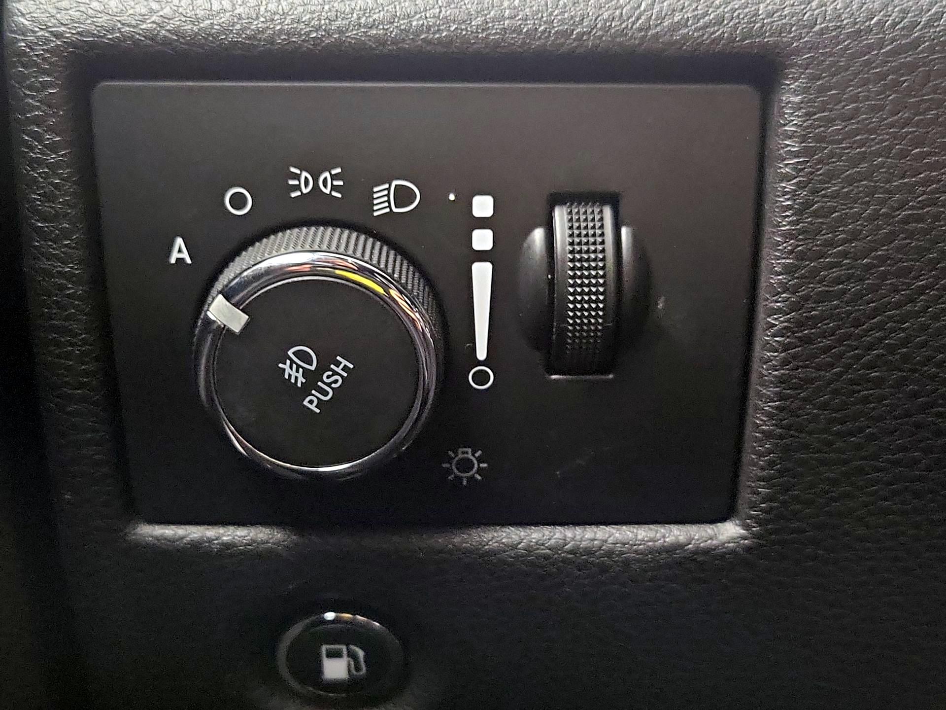 Thumbnail: 2019 Jeep Grand Cherokee - 13