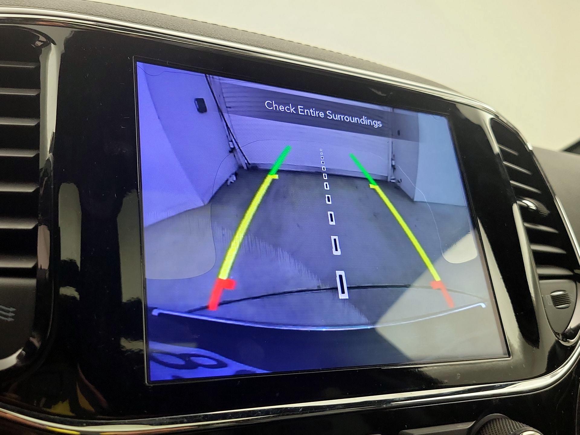 Thumbnail: 2019 Jeep Grand Cherokee - 15