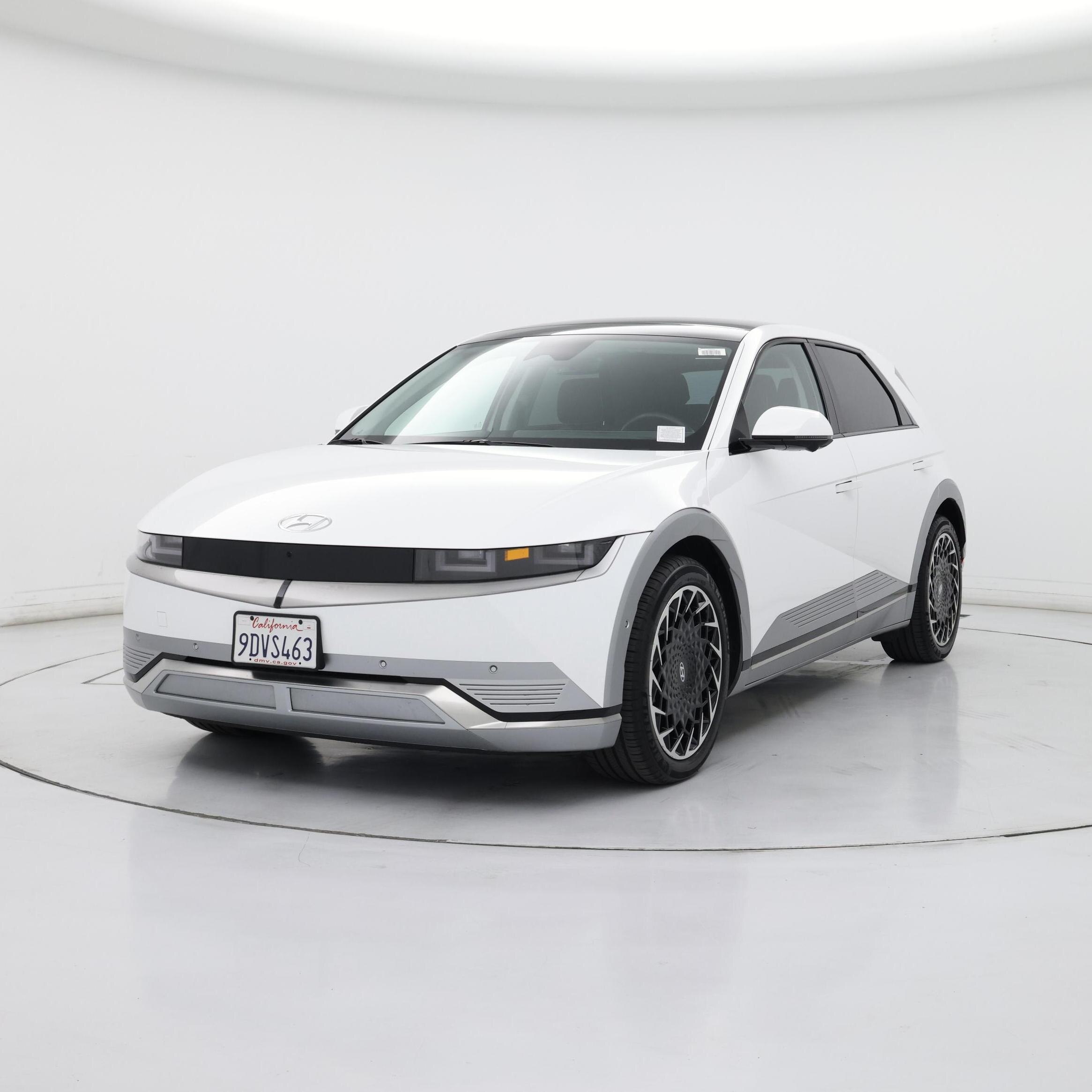 Thumbnail: 2023 Hyundai Ioniq 5 - 4