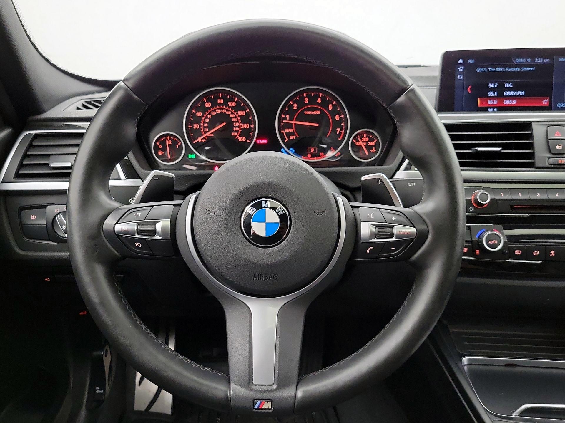 Thumbnail: 2018 BMW 3 Series - 10