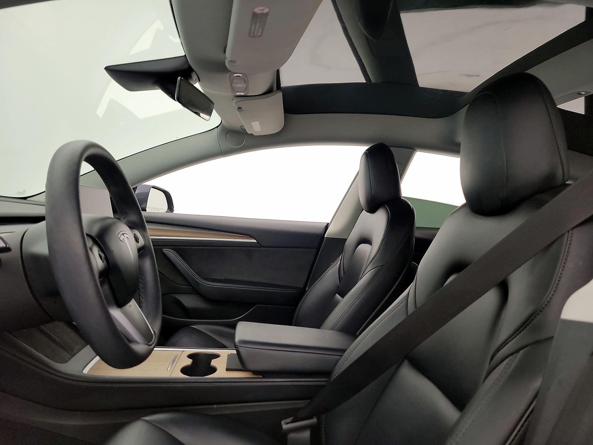 Thumbnail: 2022 Tesla Model 3 - 18