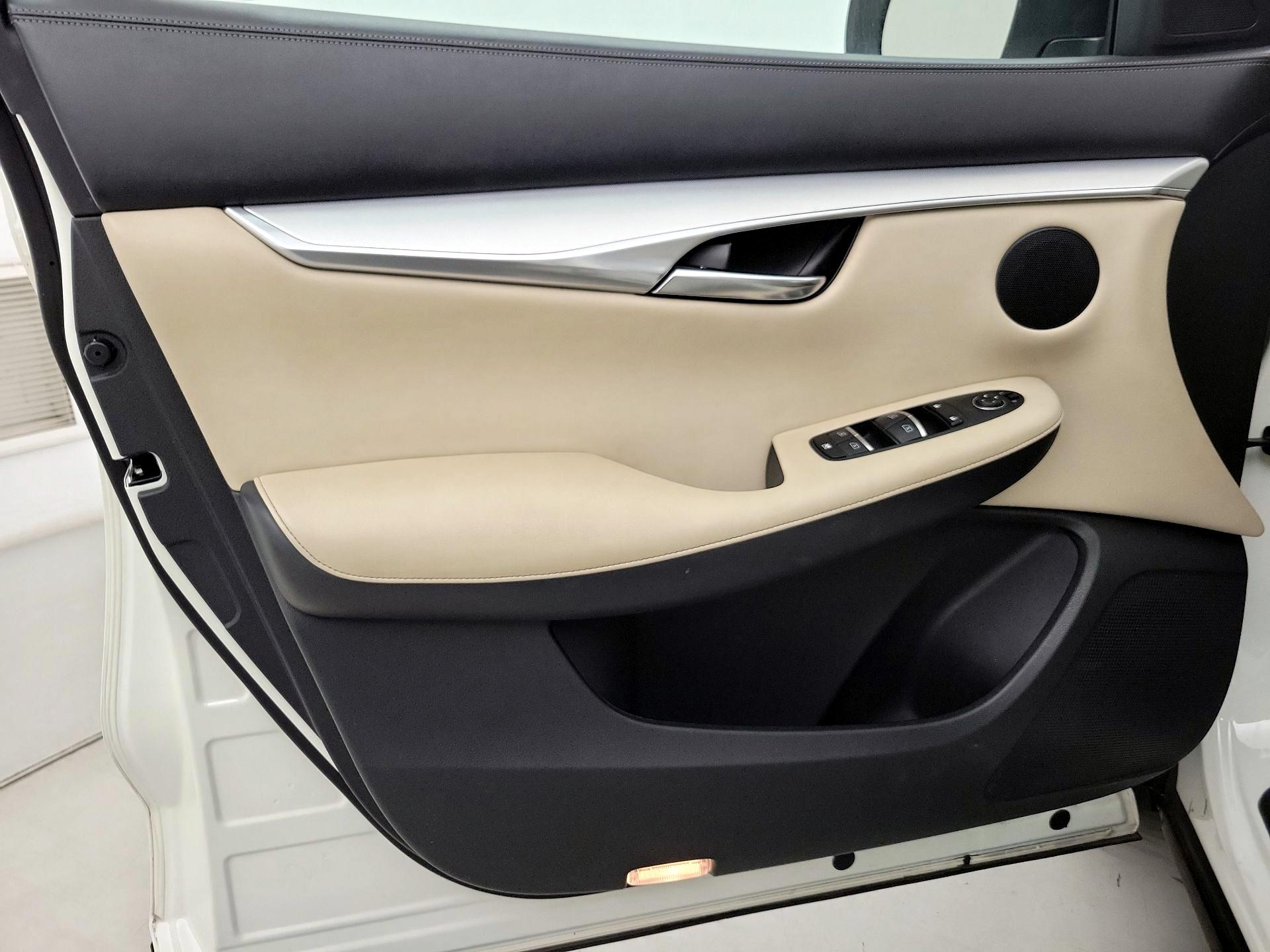Thumbnail: 2020 INFINITI QX50 - 12