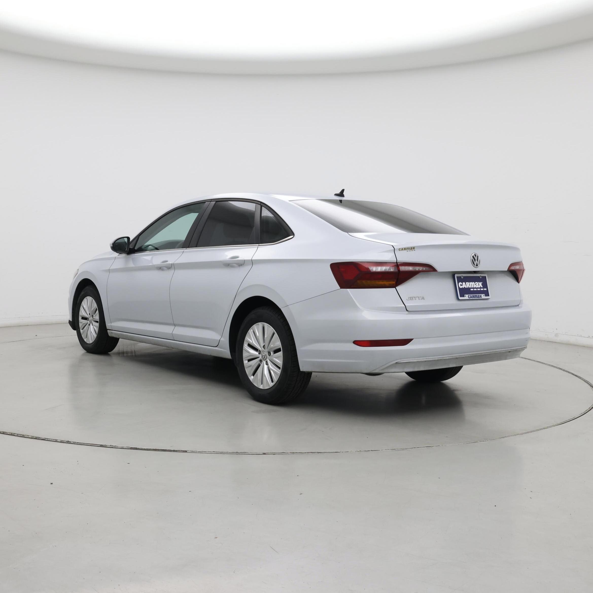 Thumbnail: 2019 Volkswagen Jetta - 2