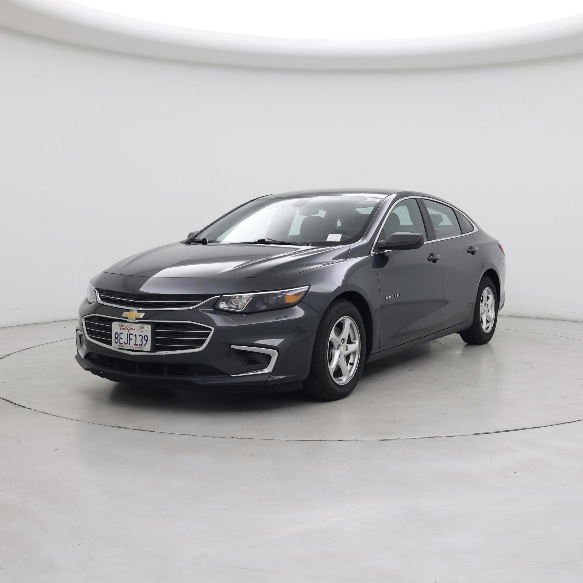 Thumbnail: 2018 Chevrolet Malibu - 4