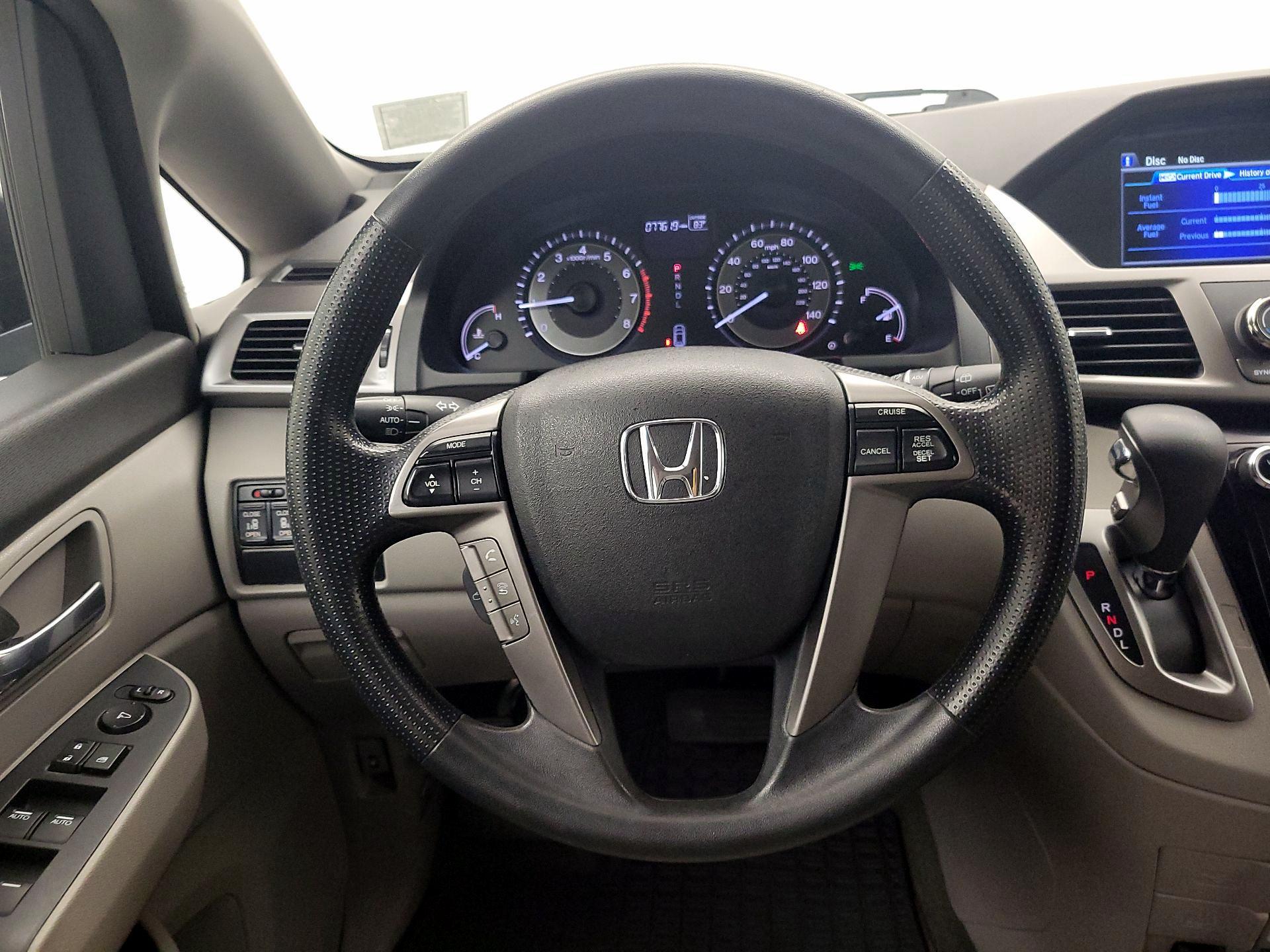 Thumbnail: 2016 Honda Odyssey - 10