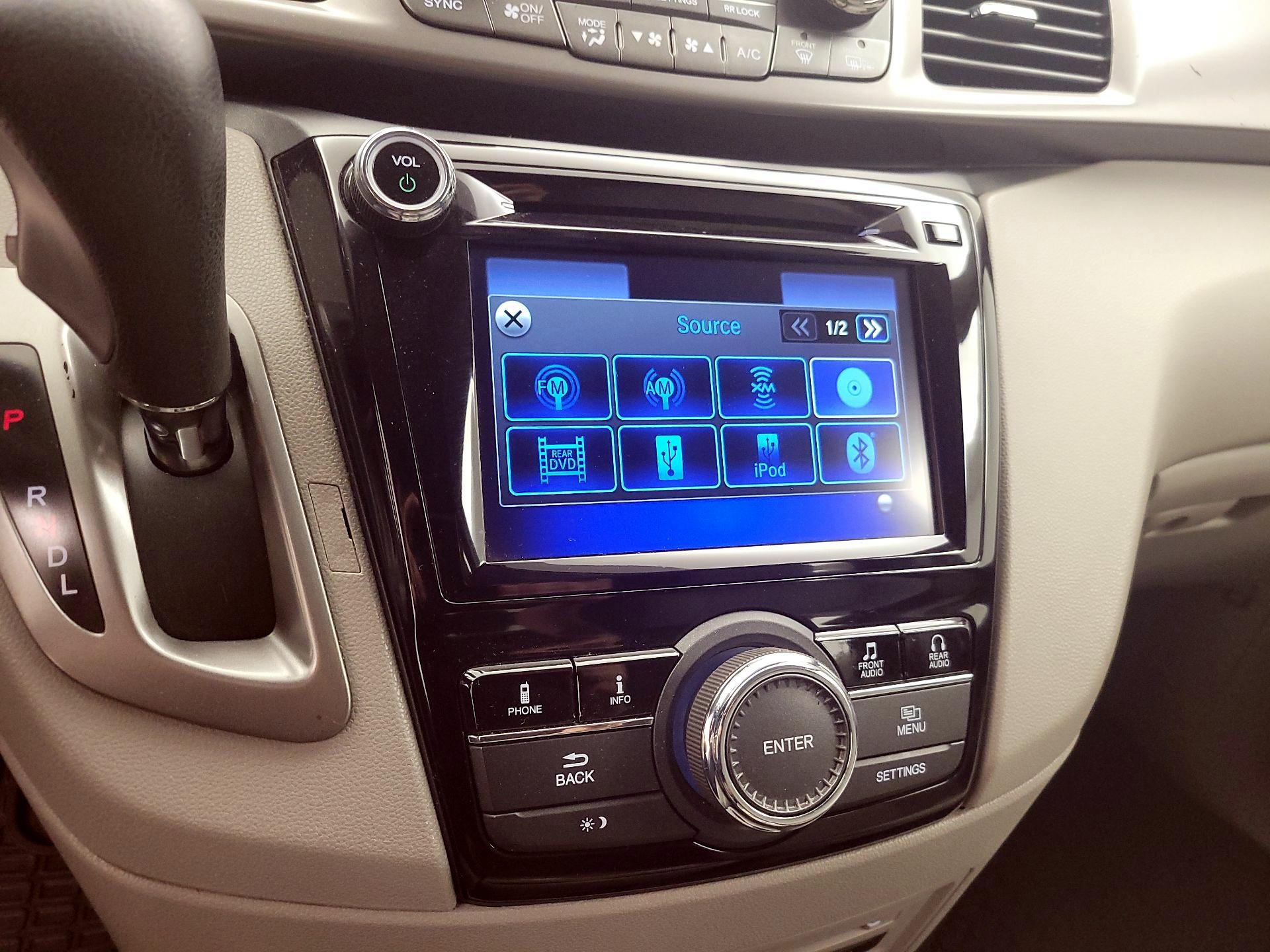 Thumbnail: 2016 Honda Odyssey - 15