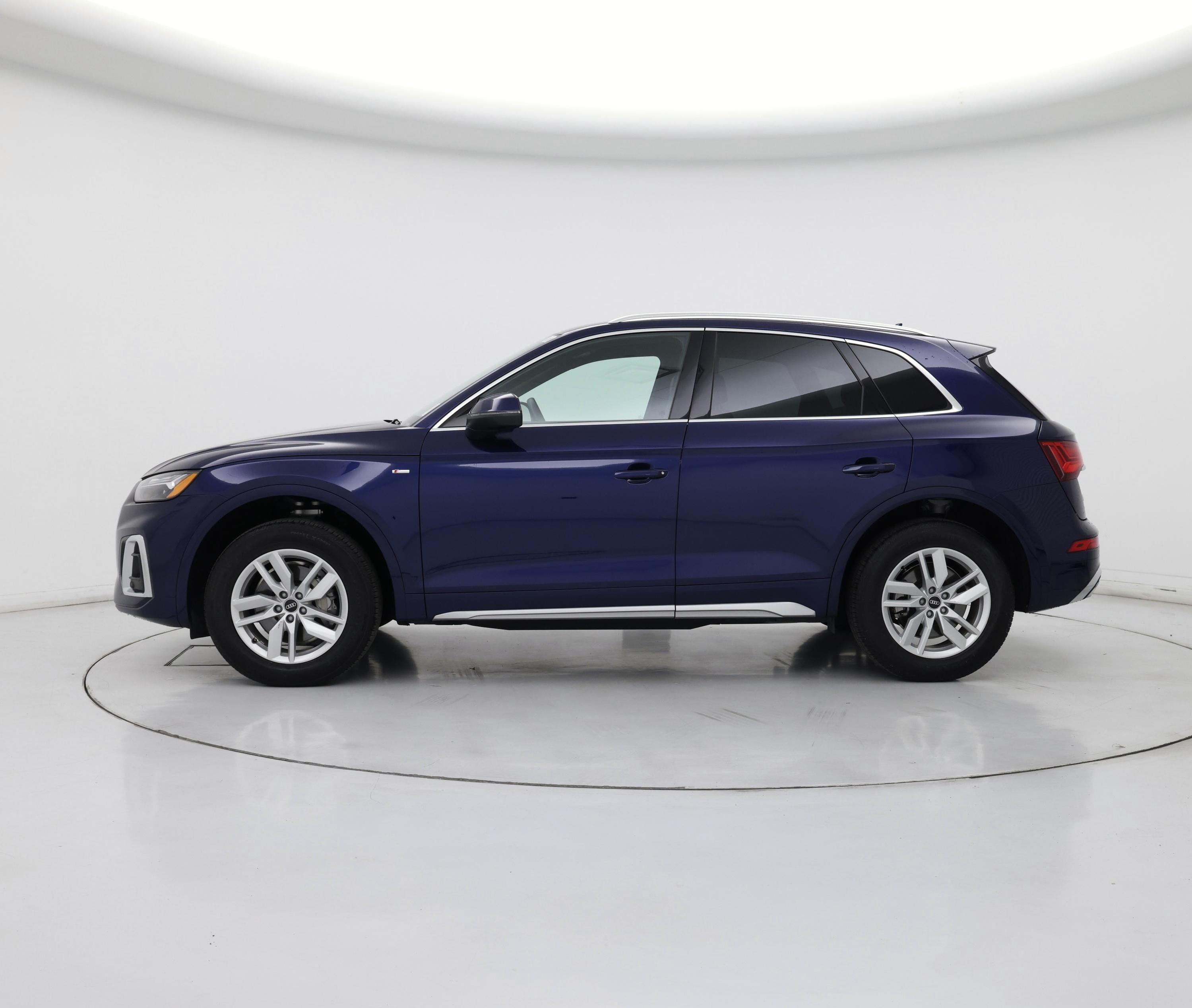 Thumbnail: 2022 Audi Q5 - 3