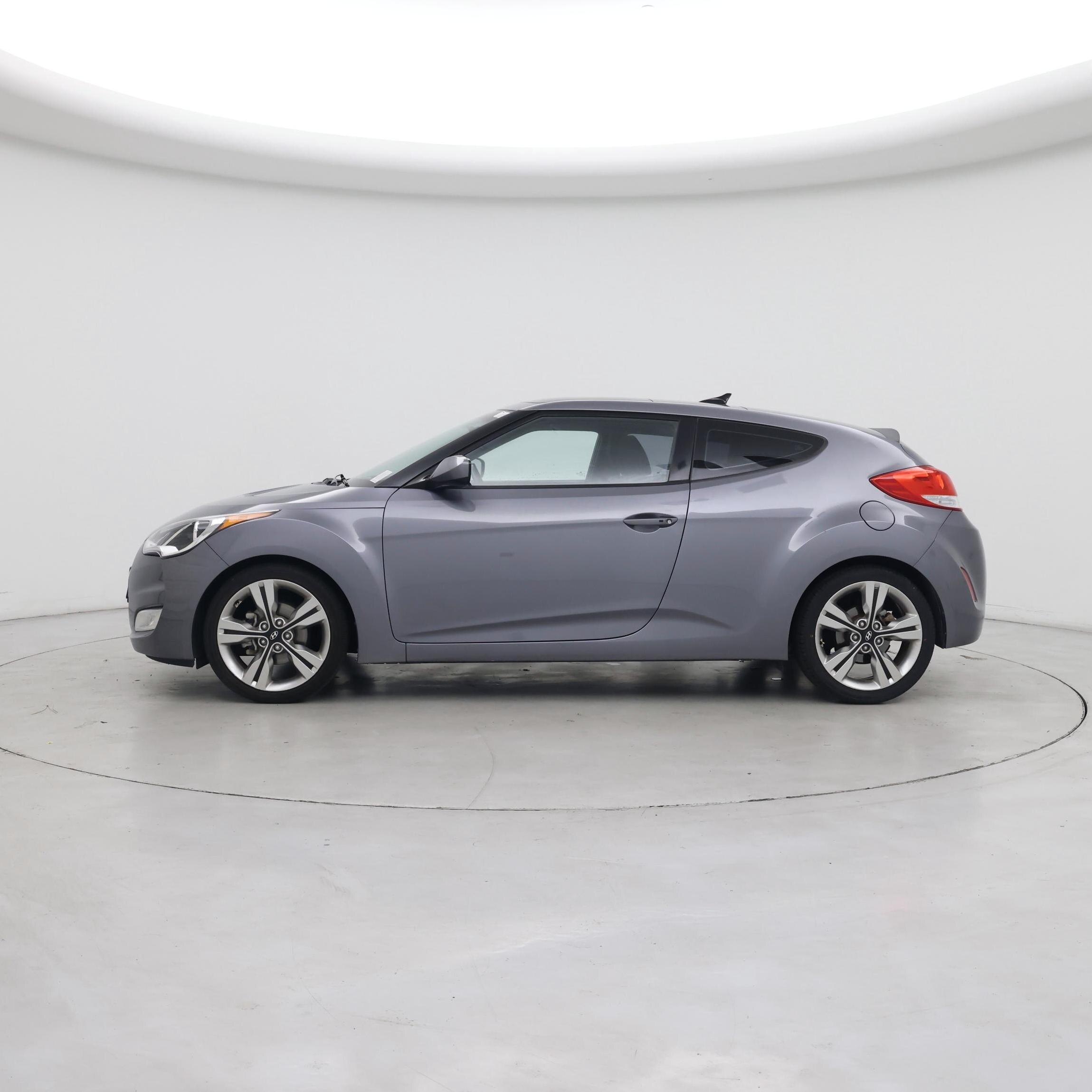 Thumbnail: 2017 Hyundai Veloster - 3
