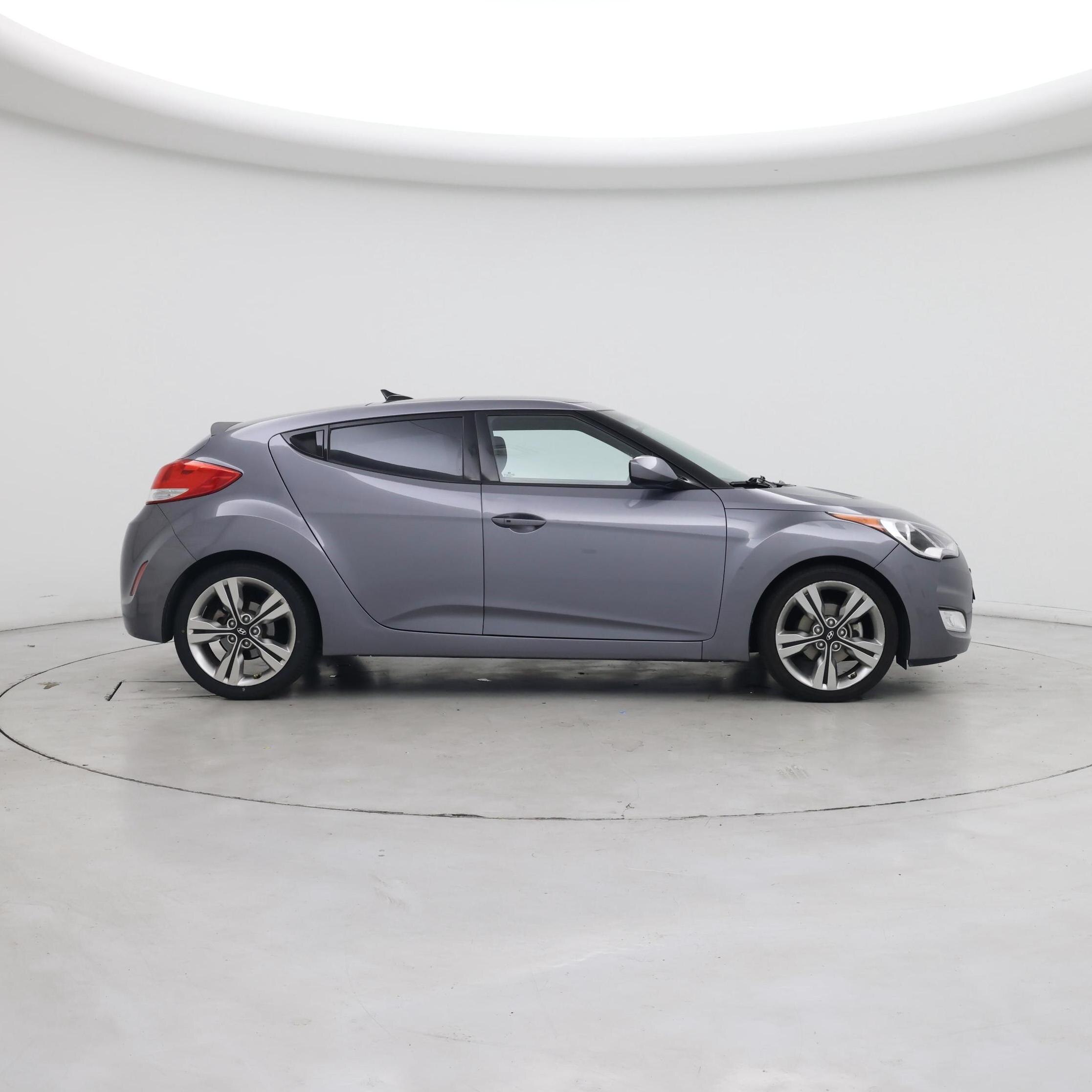 Thumbnail: 2017 Hyundai Veloster - 7