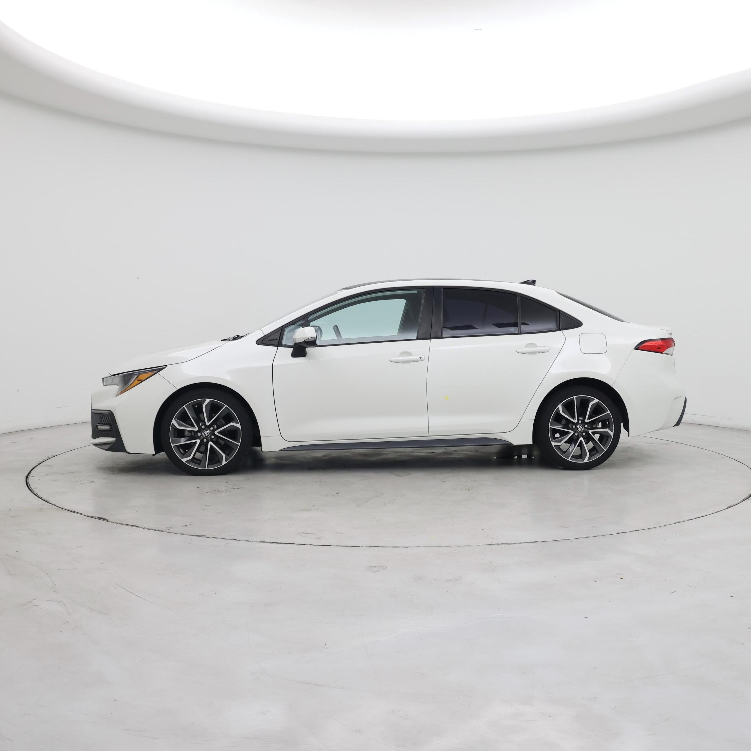 Thumbnail: 2021 Toyota Corolla - 3