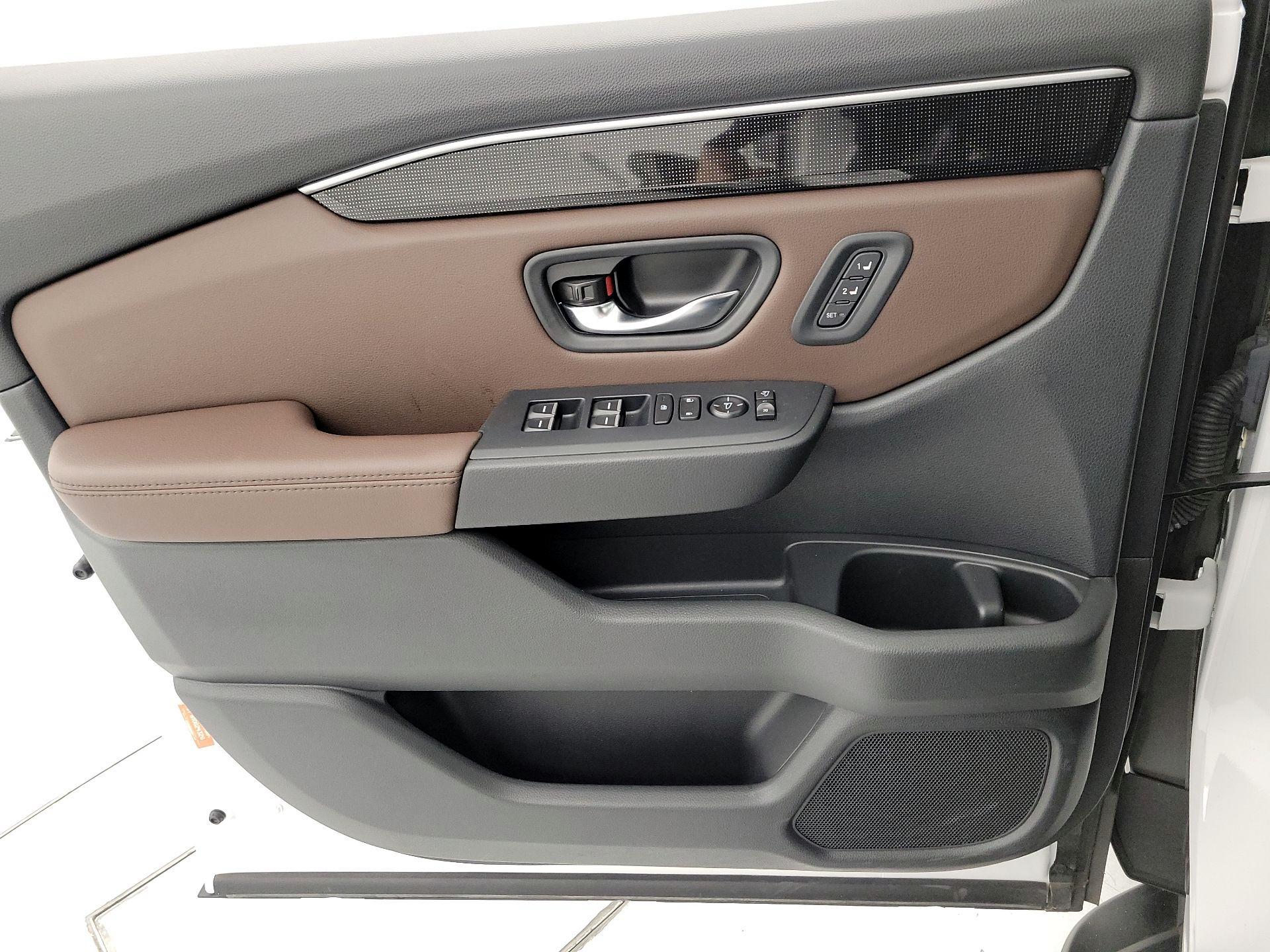 Thumbnail: 2024 Honda Pilot - 12