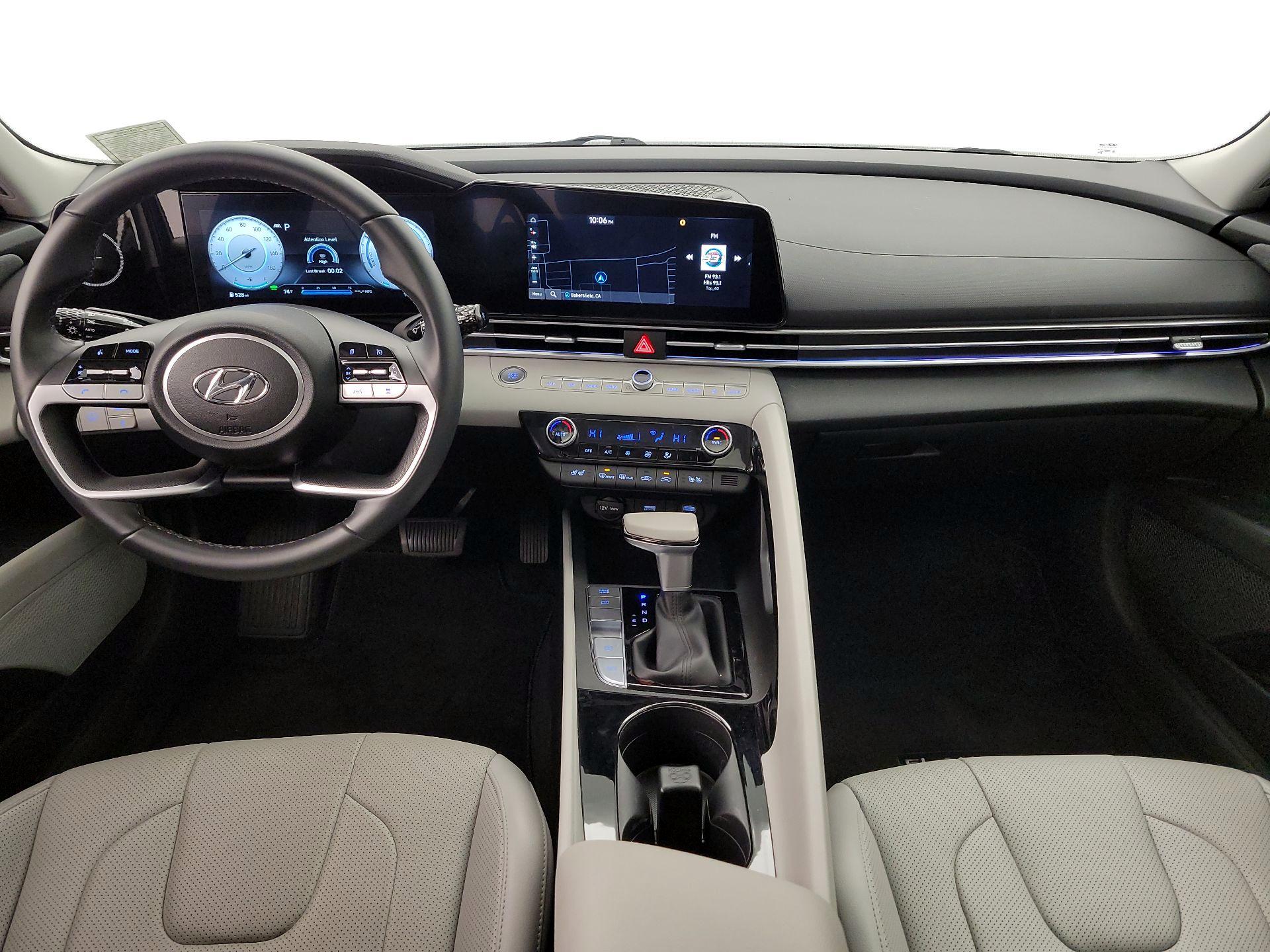 Thumbnail: 2023 Hyundai Elantra - 9