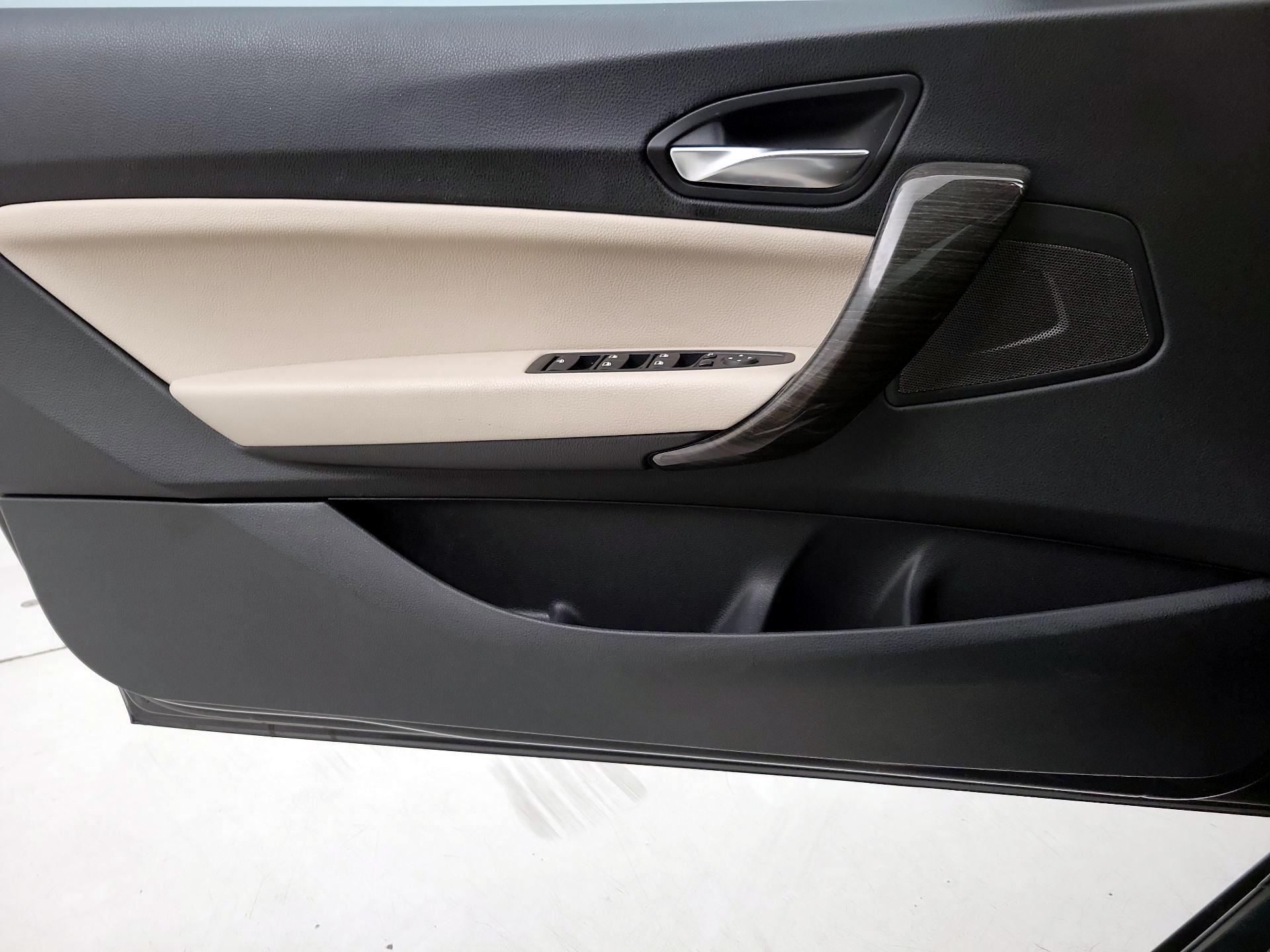 Thumbnail: 2016 BMW 2 Series - 12
