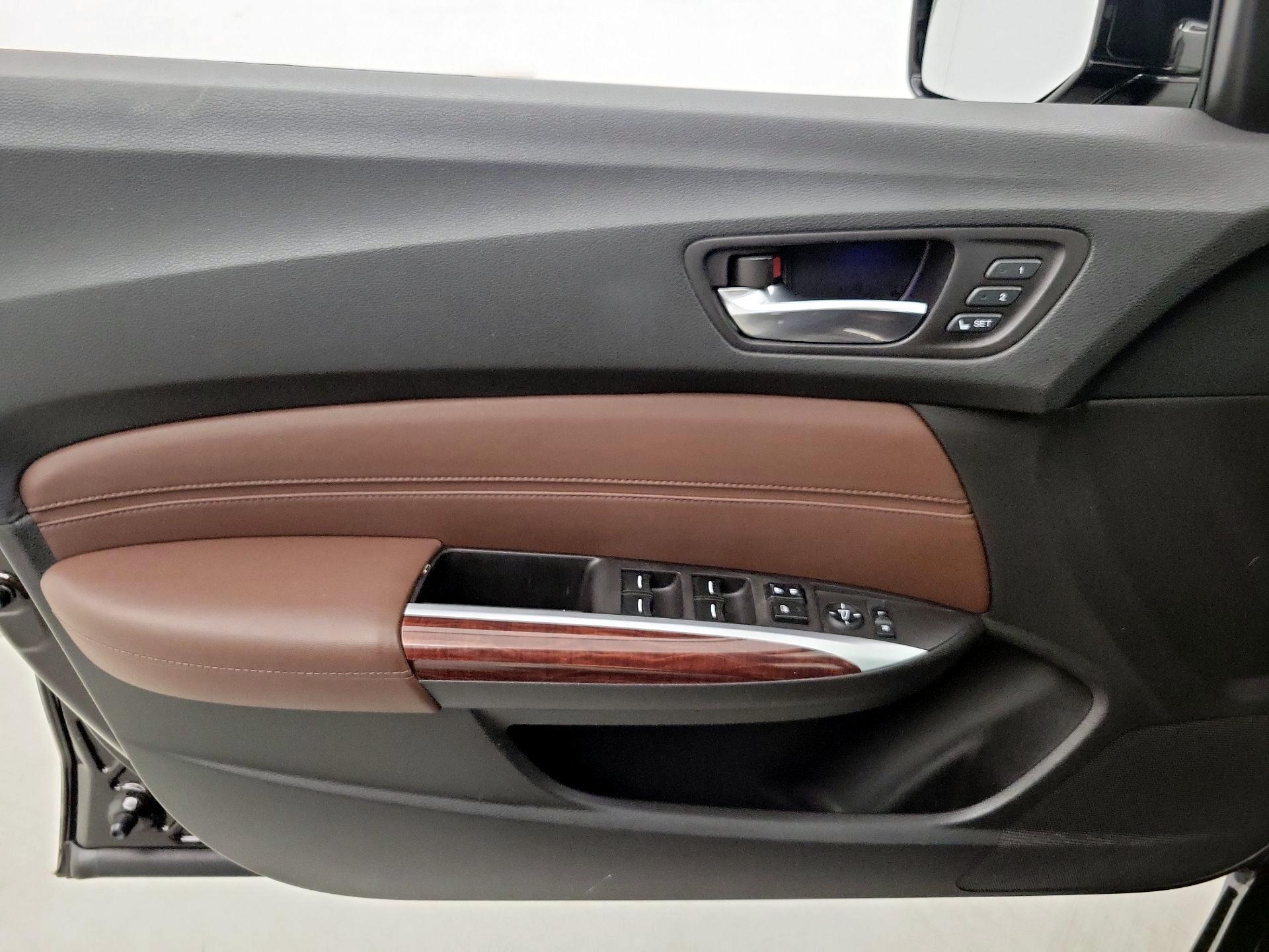 Thumbnail: 2015 Acura TLX - 12