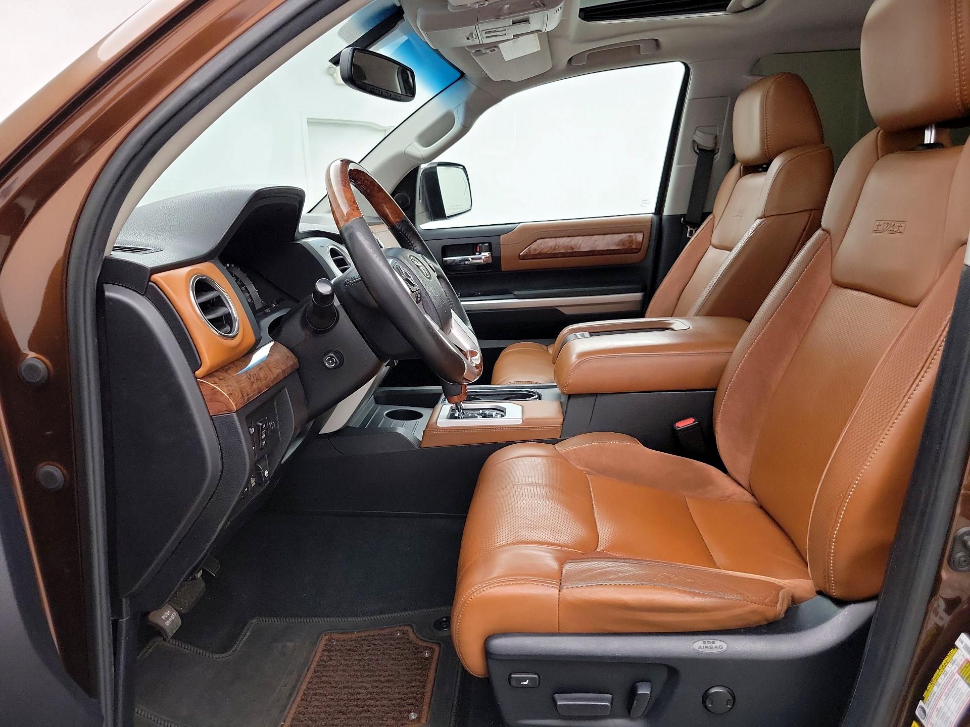 Thumbnail: 2015 Toyota Tundra - 11