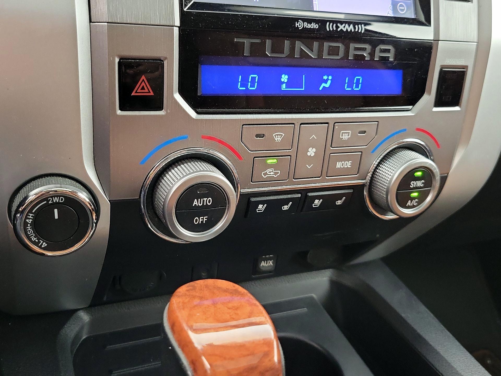 Thumbnail: 2015 Toyota Tundra - 17