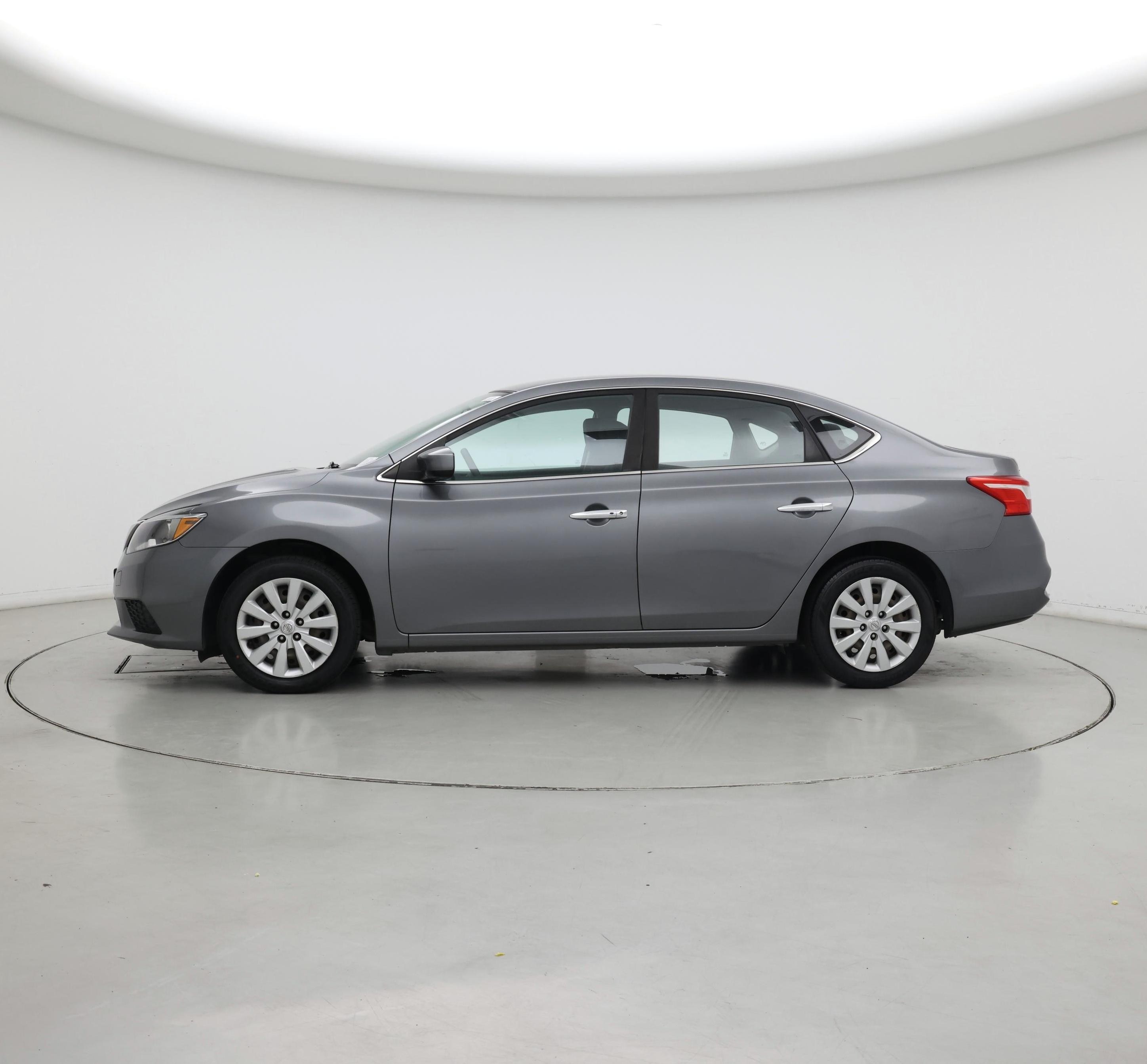Thumbnail: 2017 Nissan Sentra - 3