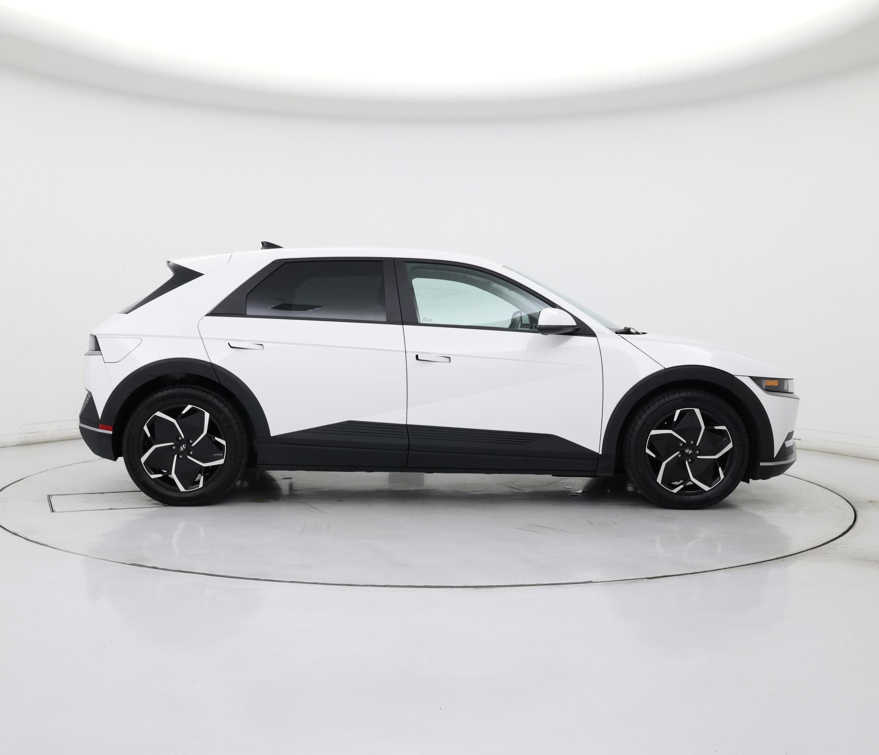 Thumbnail: 2023 Hyundai Ioniq 5 - 7