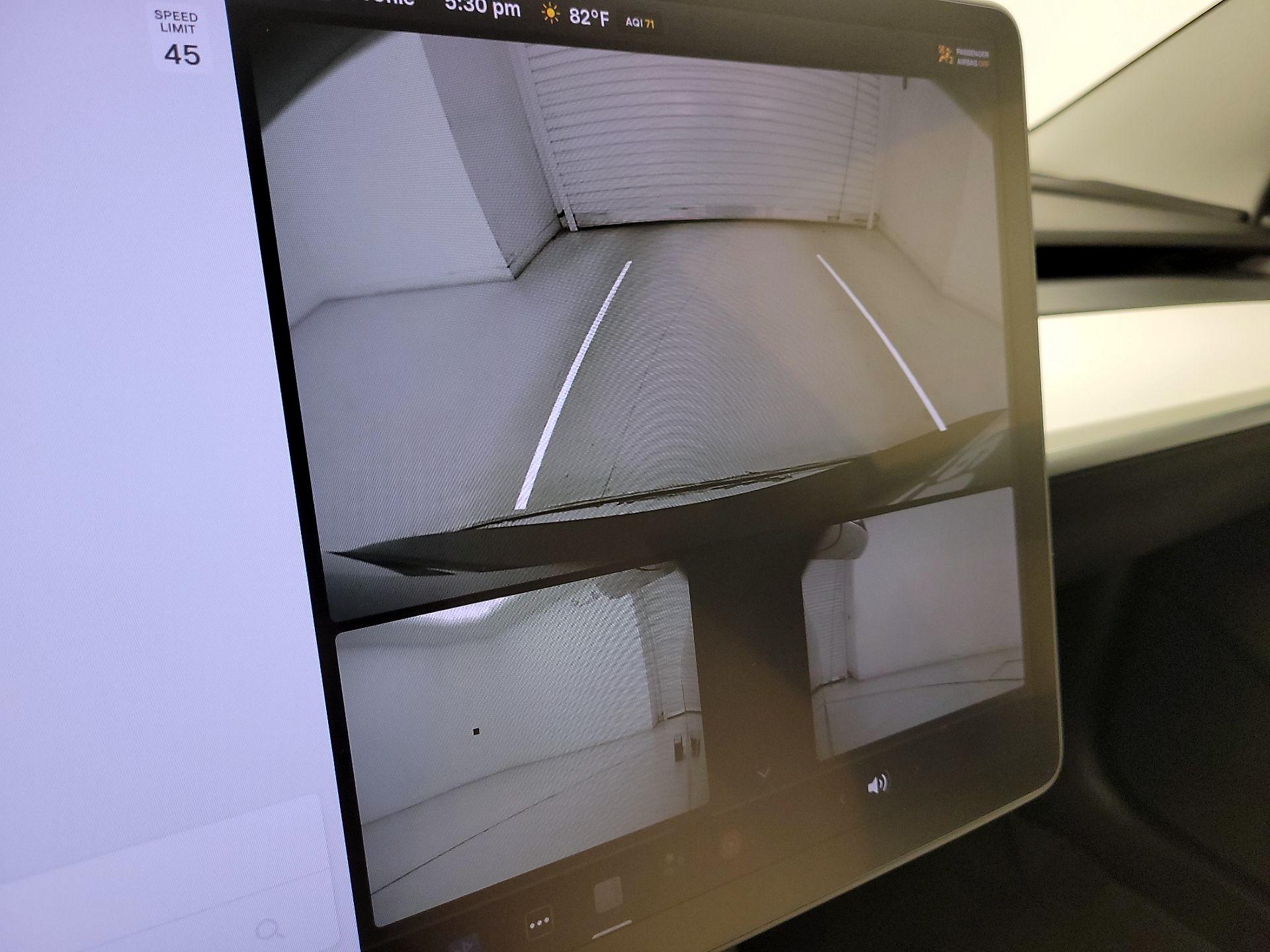 Thumbnail: 2020 Tesla Model 3 - 14