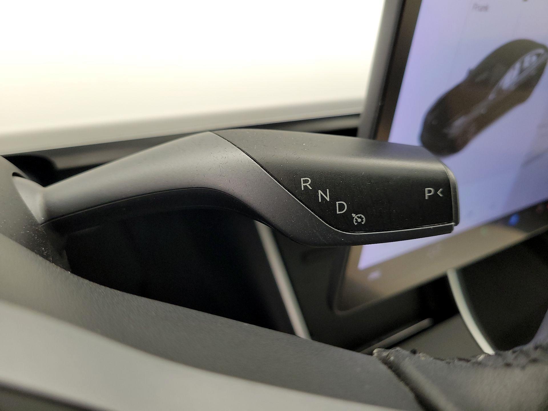 Thumbnail: 2020 Tesla Model 3 - 17