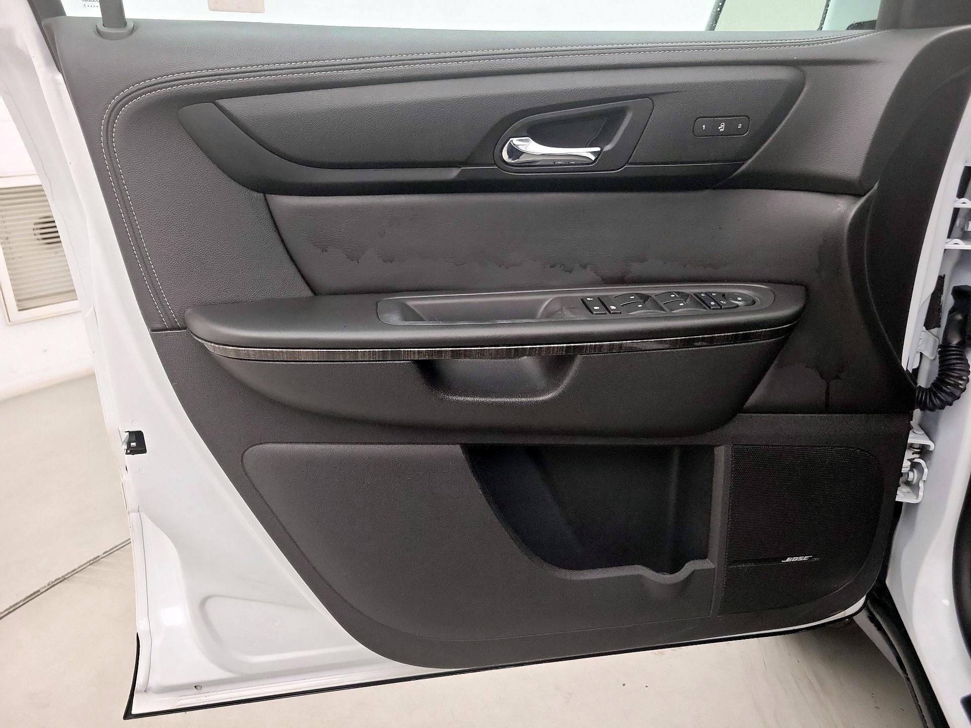 Thumbnail: 2017 GMC Acadia - 12