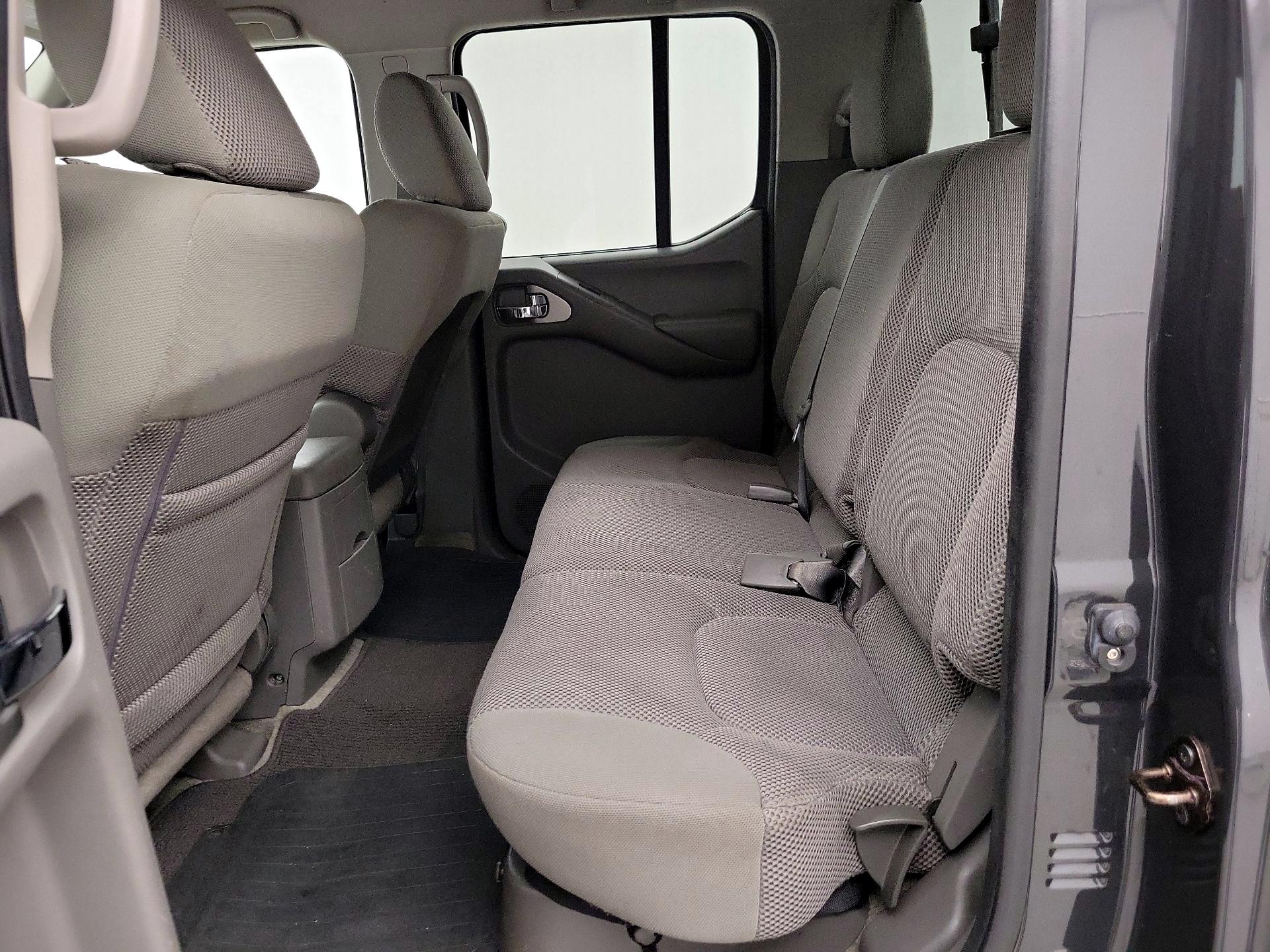 Thumbnail: 2014 Nissan Frontier - 18