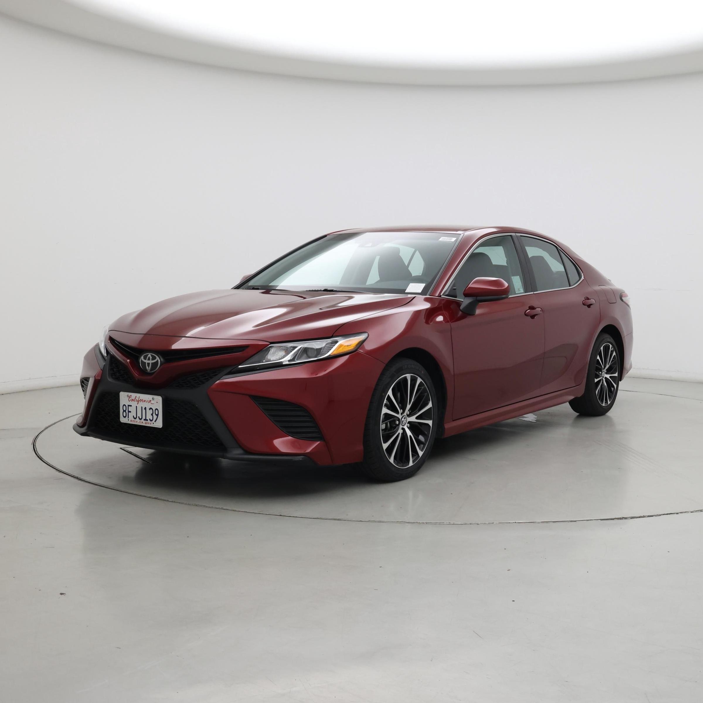 Thumbnail: 2018 Toyota Camry - 4