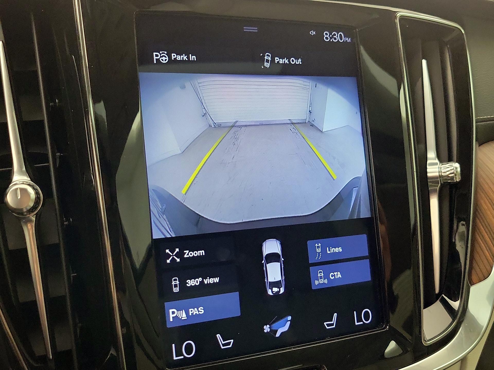 Thumbnail: 2019 Volvo S60 - 15
