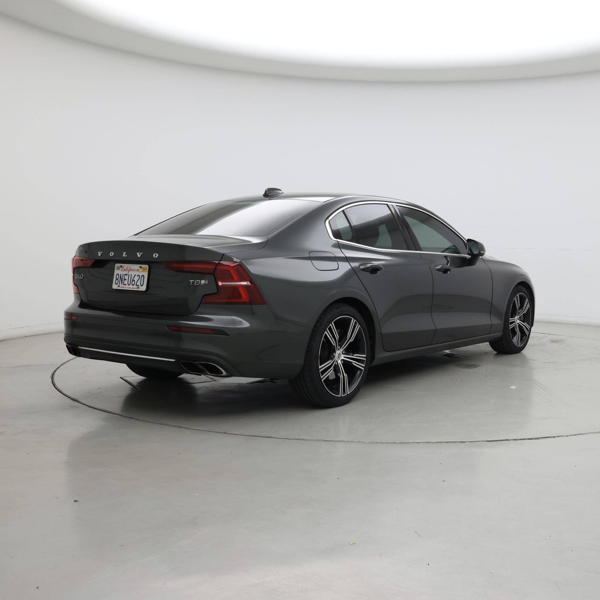 Thumbnail: 2019 Volvo S60 - 8