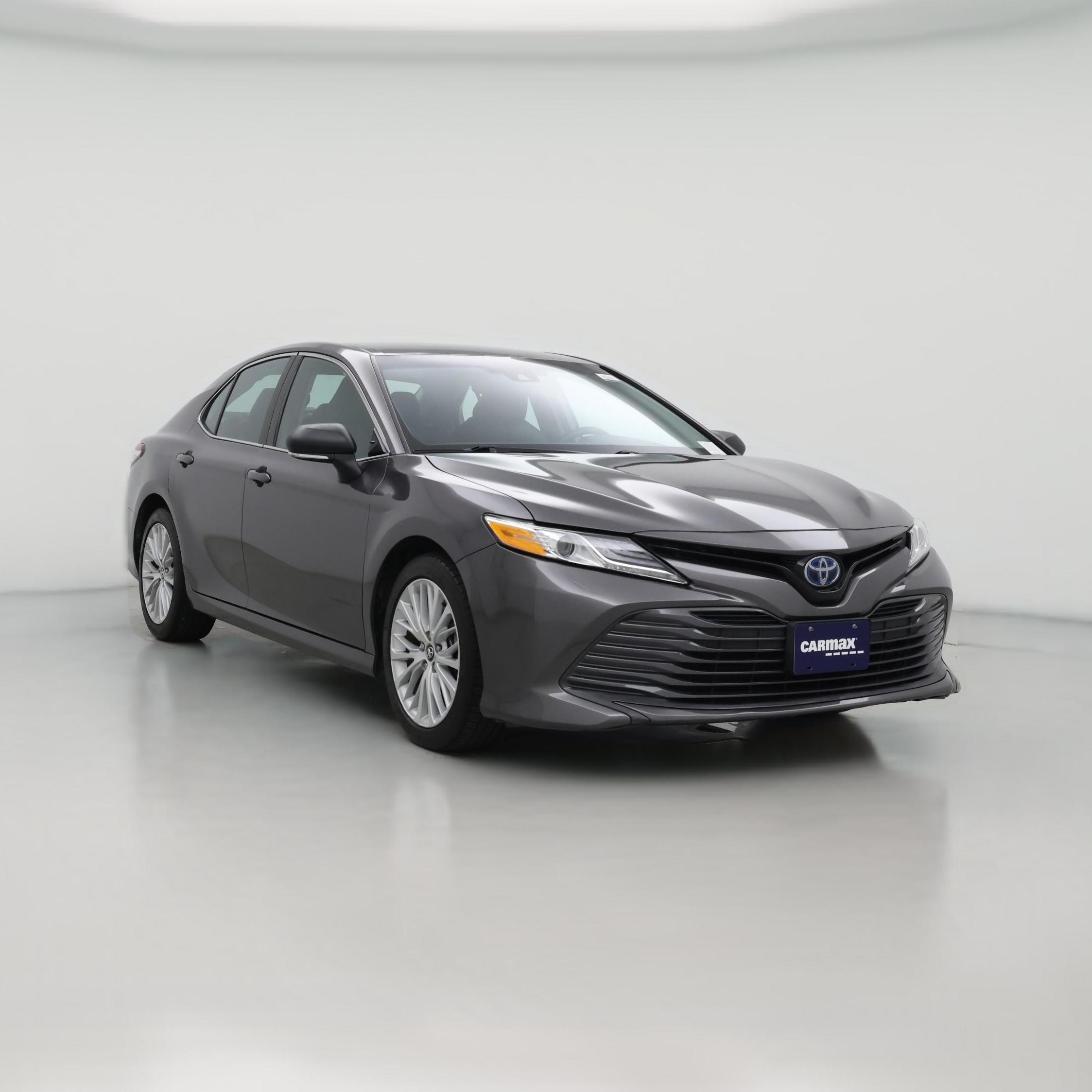 Thumbnail: 2019 Toyota Camry - 1