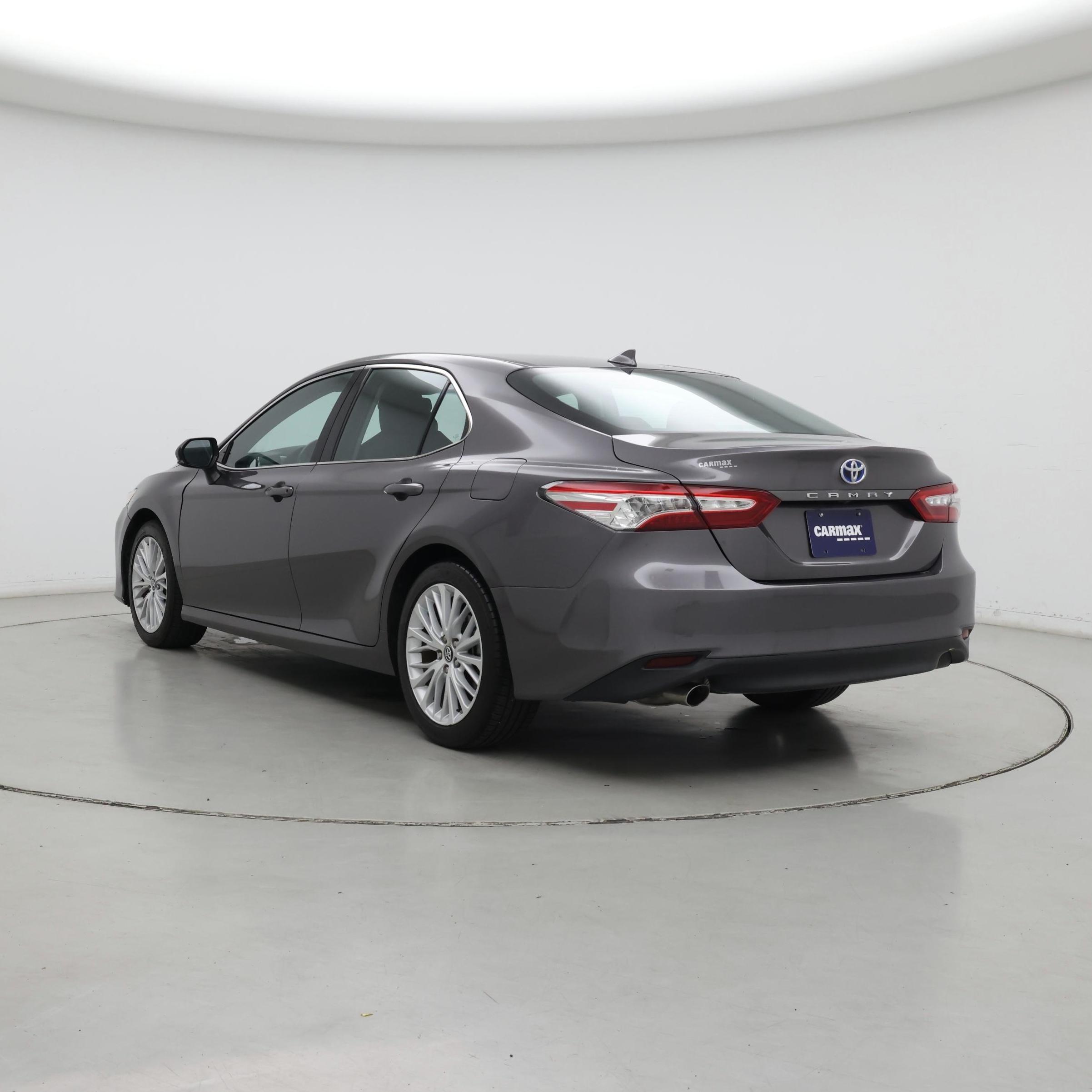 Thumbnail: 2019 Toyota Camry - 2