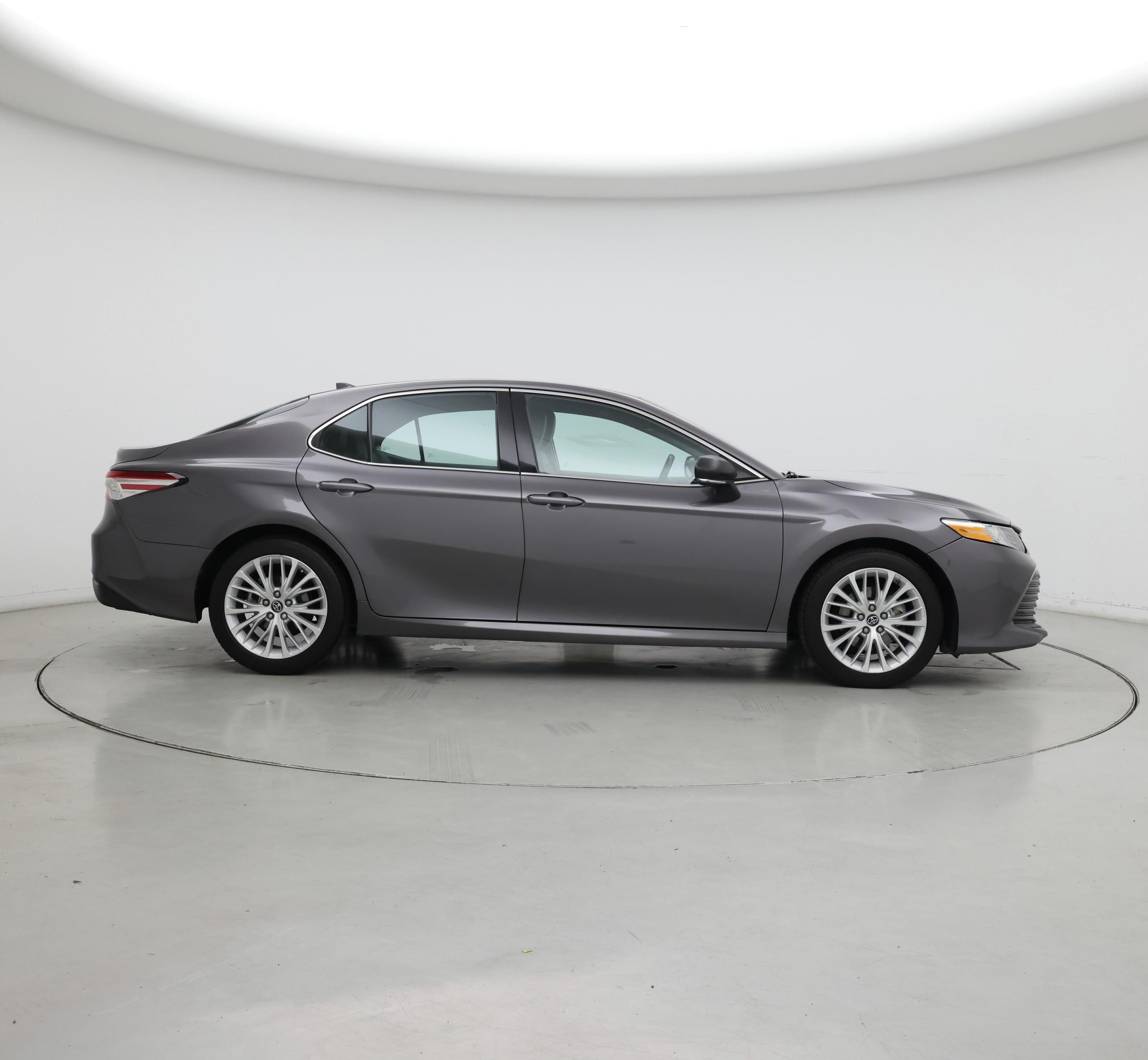 Thumbnail: 2019 Toyota Camry - 7