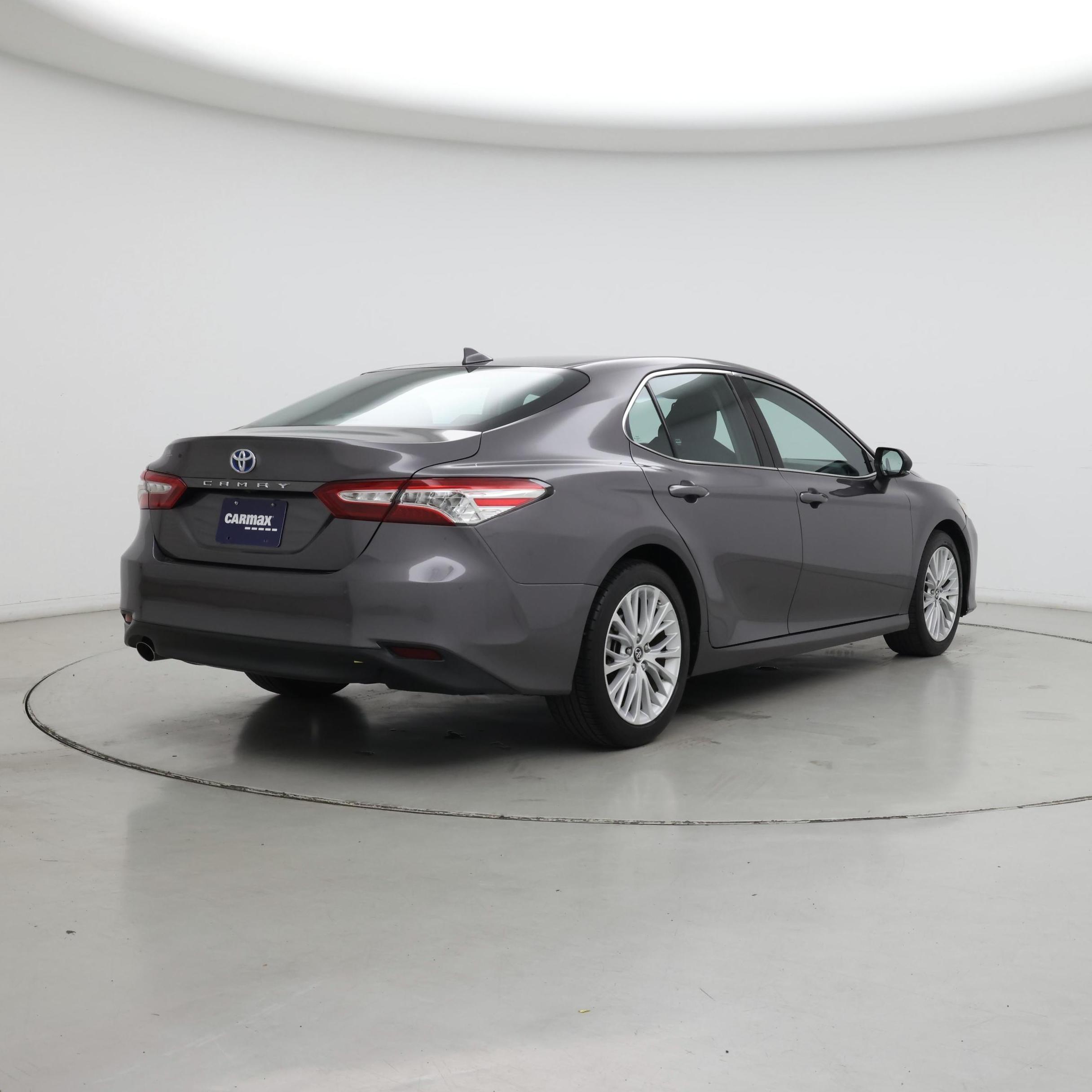 Thumbnail: 2019 Toyota Camry - 8