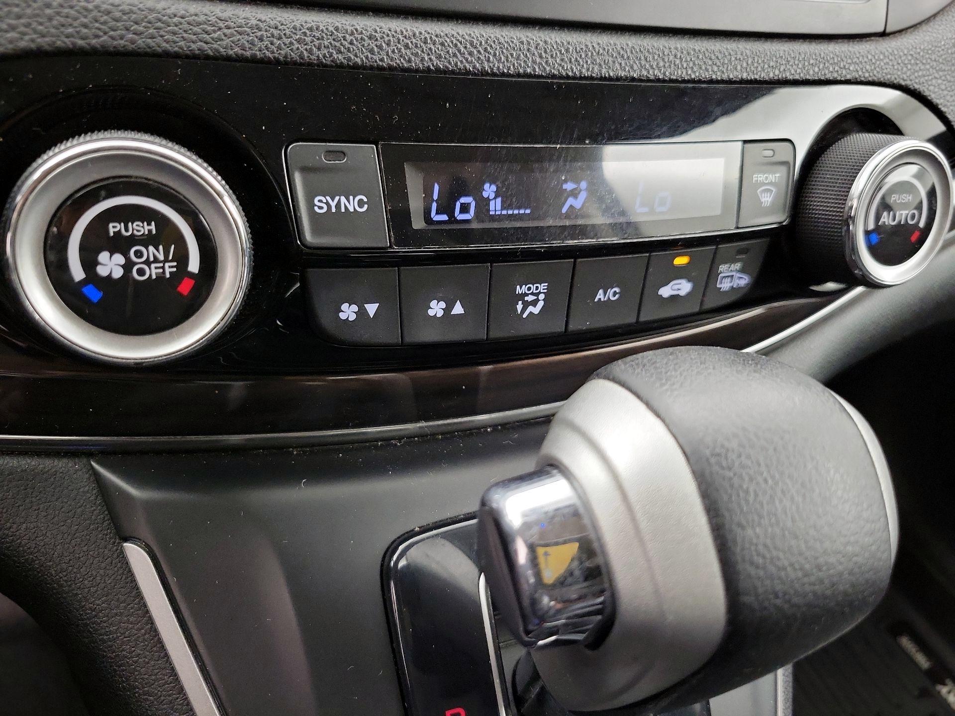 Thumbnail: 2015 Honda CR-V - 16