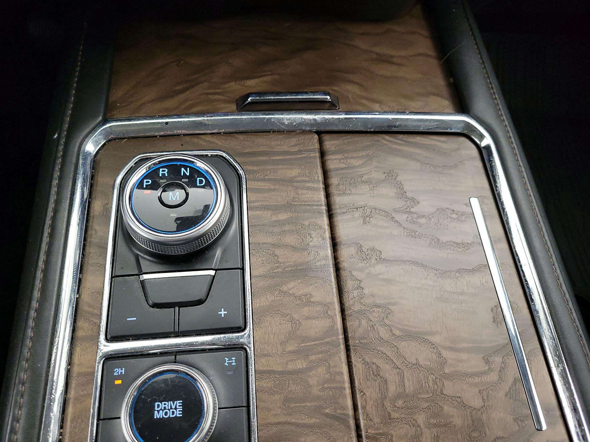 Thumbnail: 2020 Ford Expedition - 18