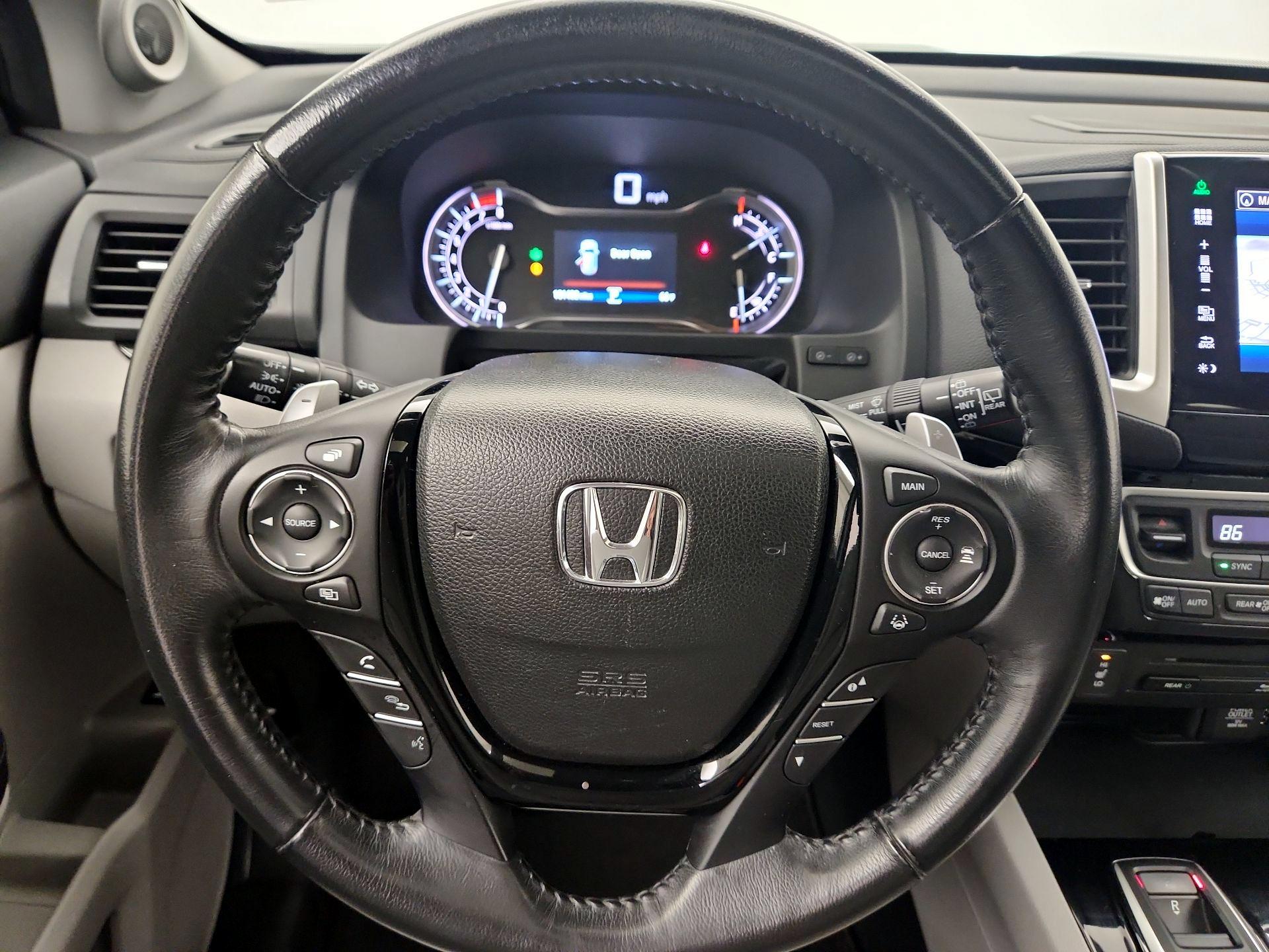 Thumbnail: 2016 Honda Pilot - 10
