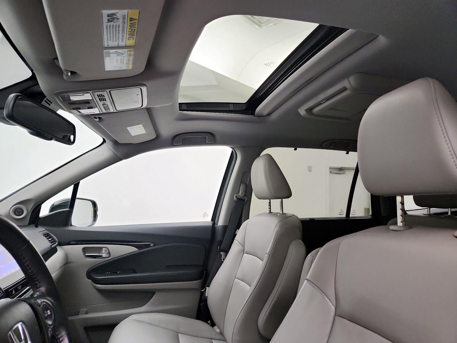 Thumbnail: 2016 Honda Pilot - 20