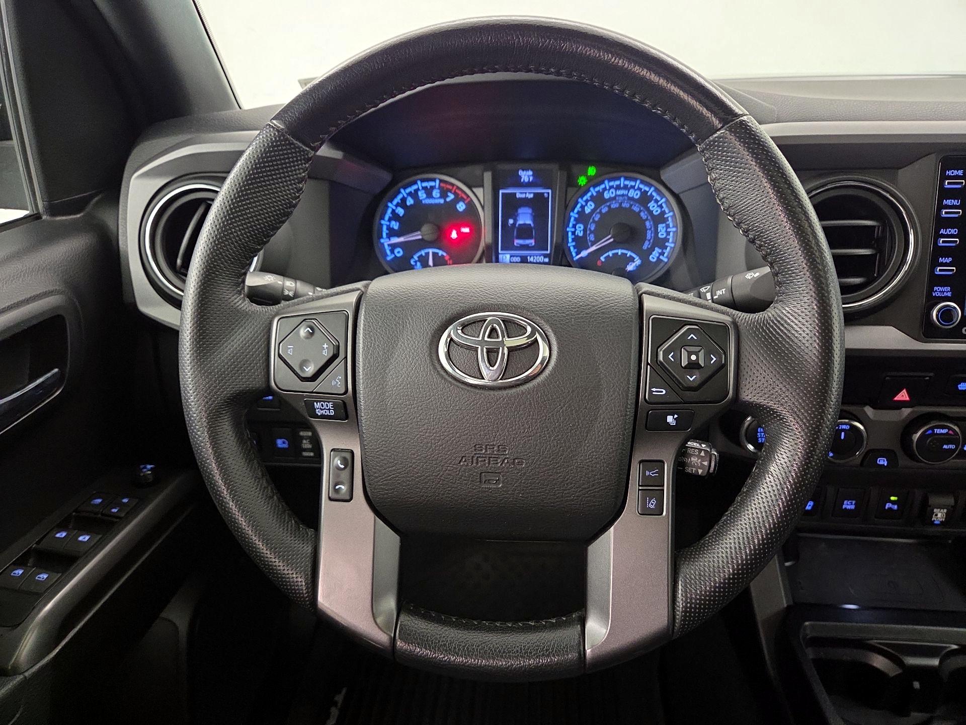 Thumbnail: 2021 Toyota Tacoma - 10