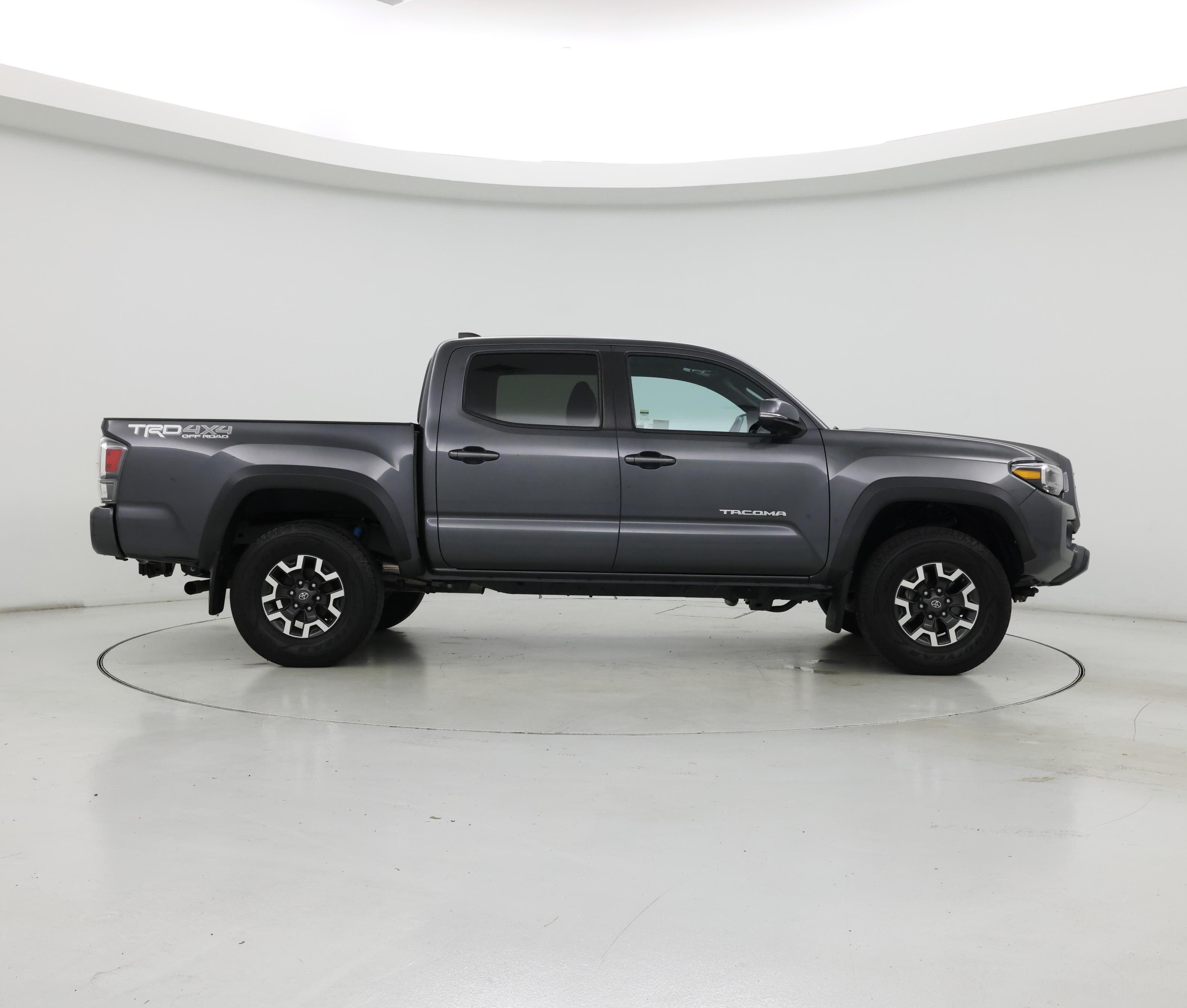 Thumbnail: 2021 Toyota Tacoma - 7