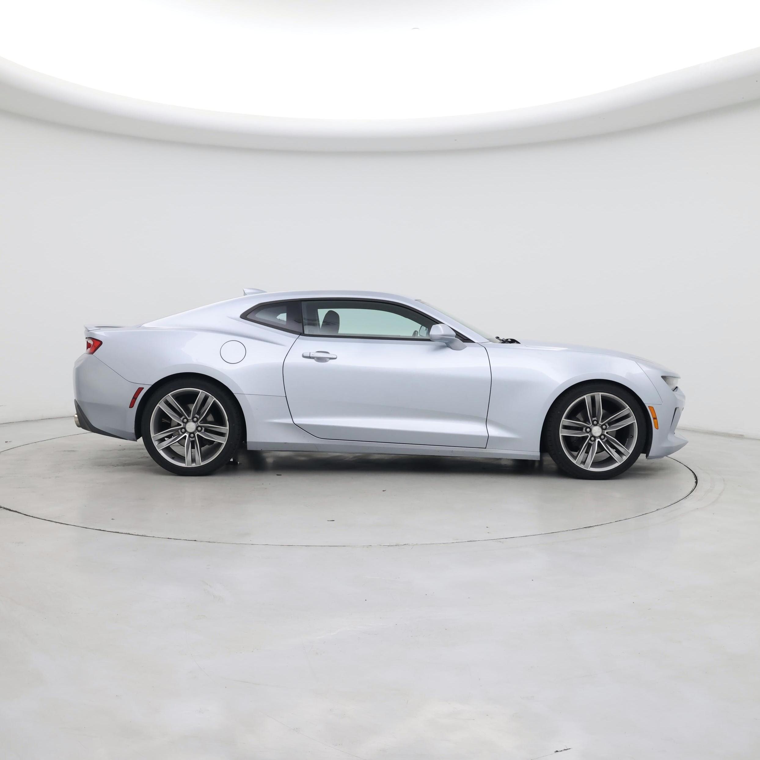 Thumbnail: 2017 Chevrolet Camaro - 7