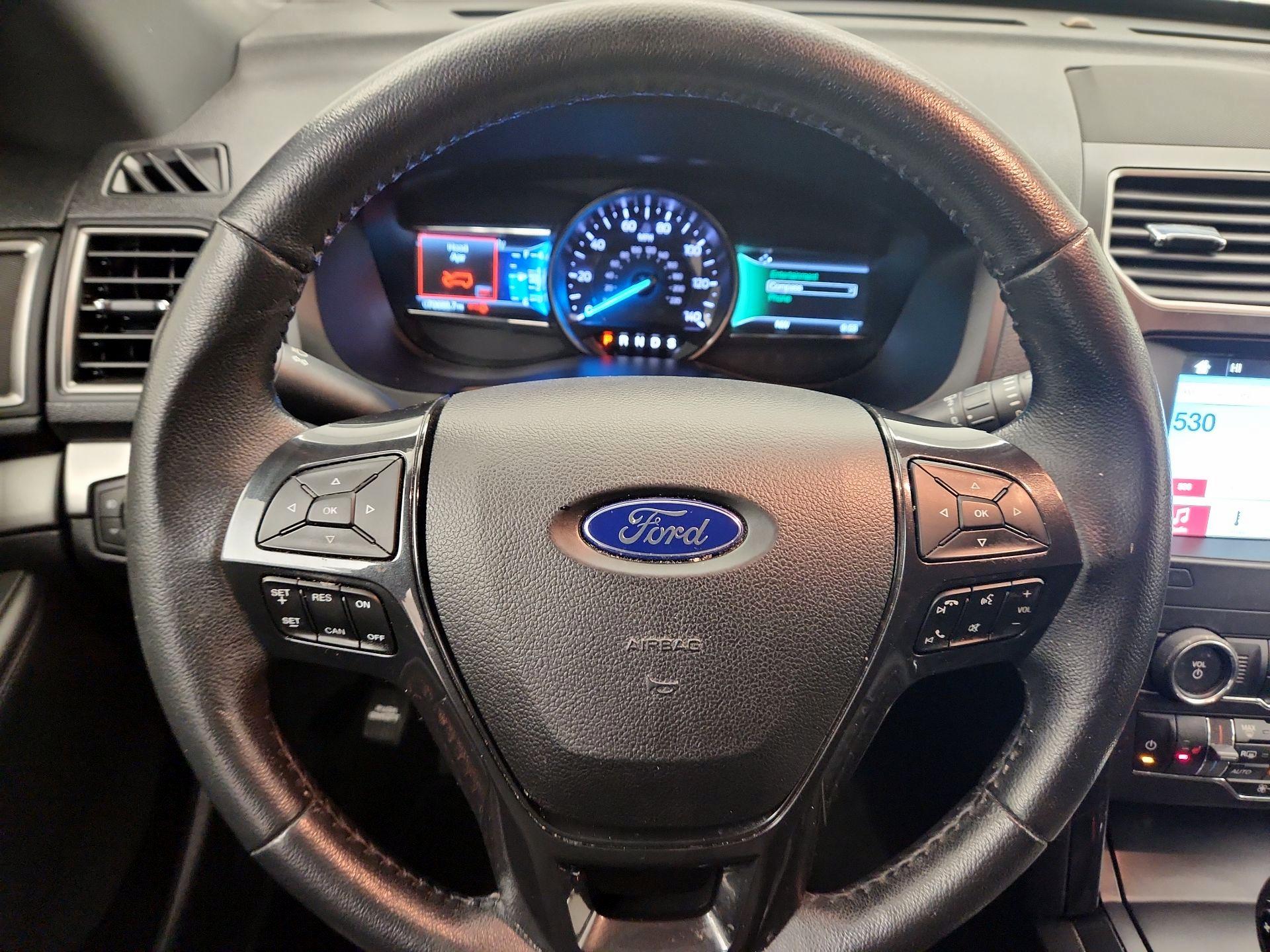 Thumbnail: 2018 Ford Explorer - 10