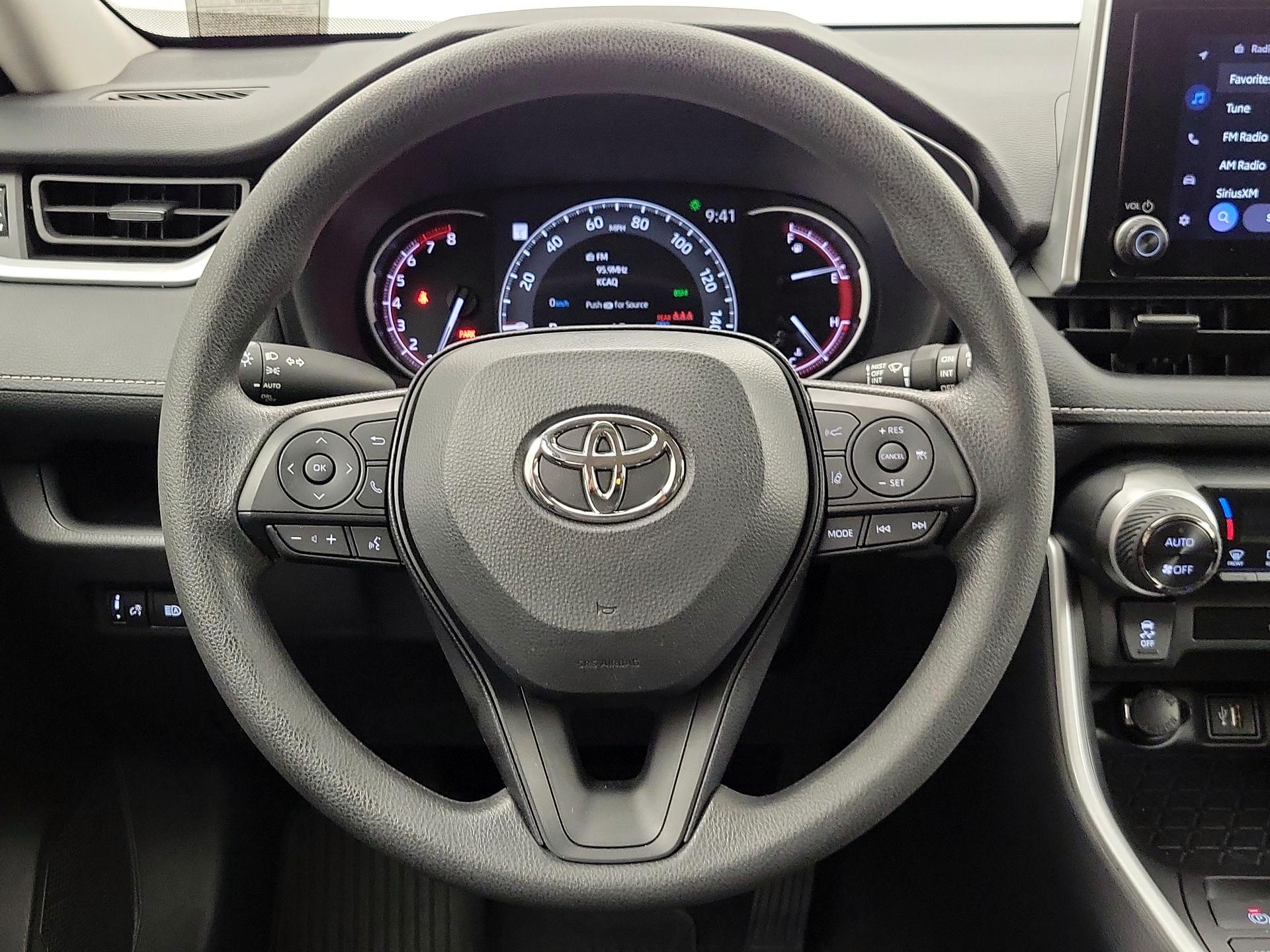 Thumbnail: 2025 Toyota RAV4 - 10