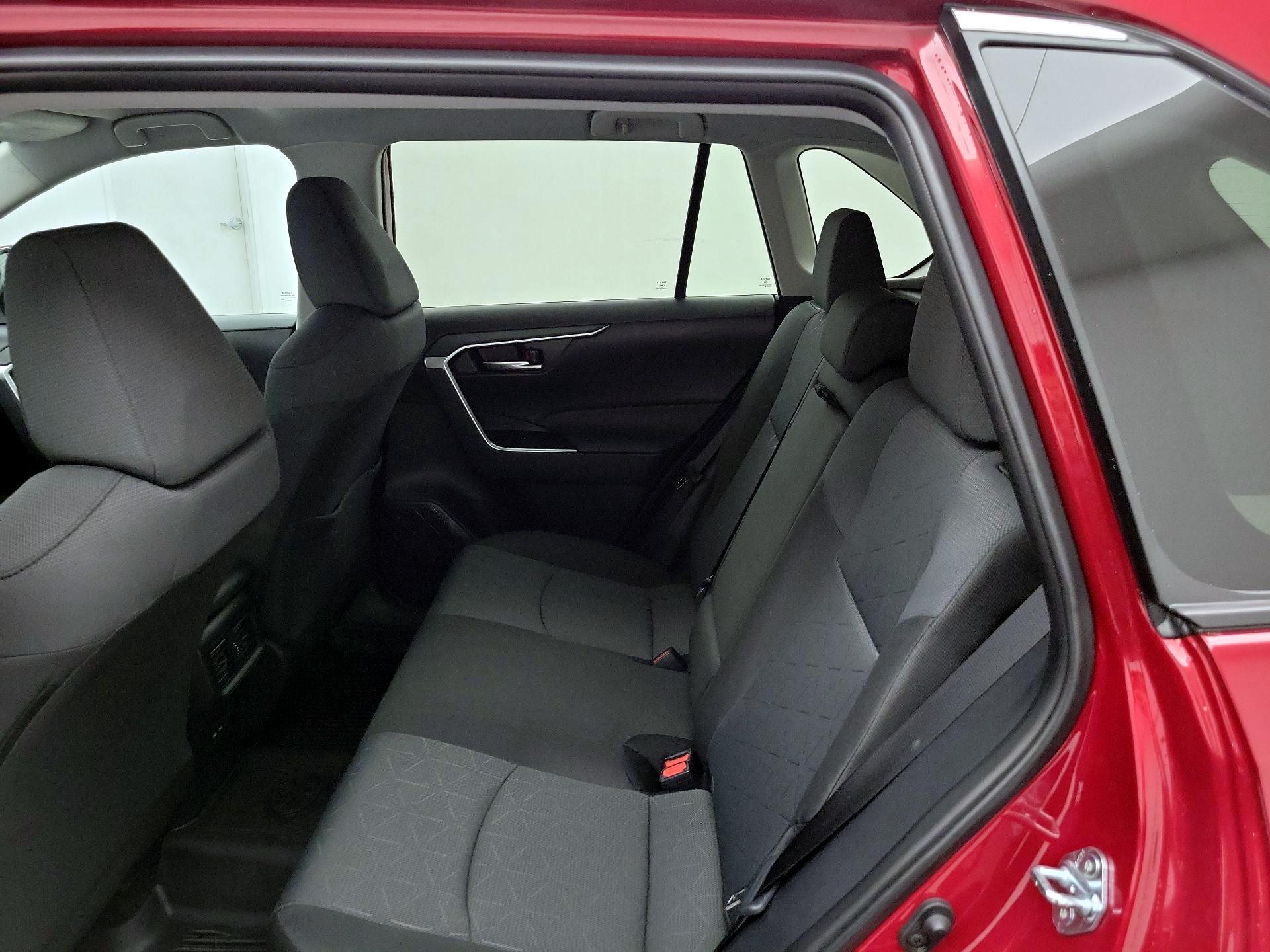 Thumbnail: 2025 Toyota RAV4 - 19