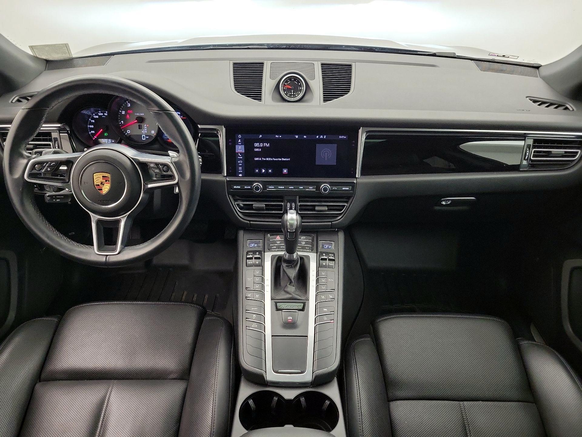 Thumbnail: 2020 Porsche Macan - 9