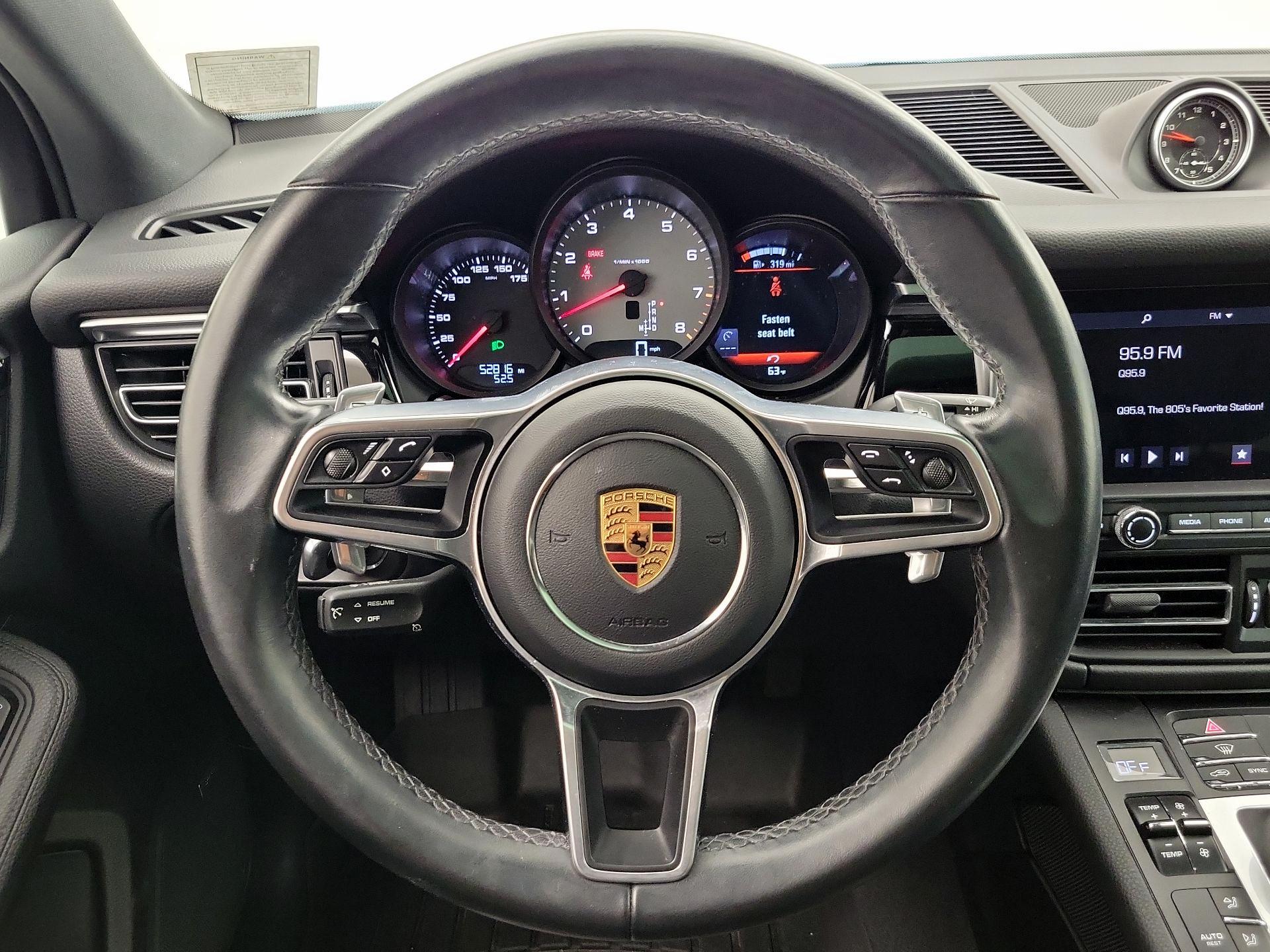 Thumbnail: 2020 Porsche Macan - 10