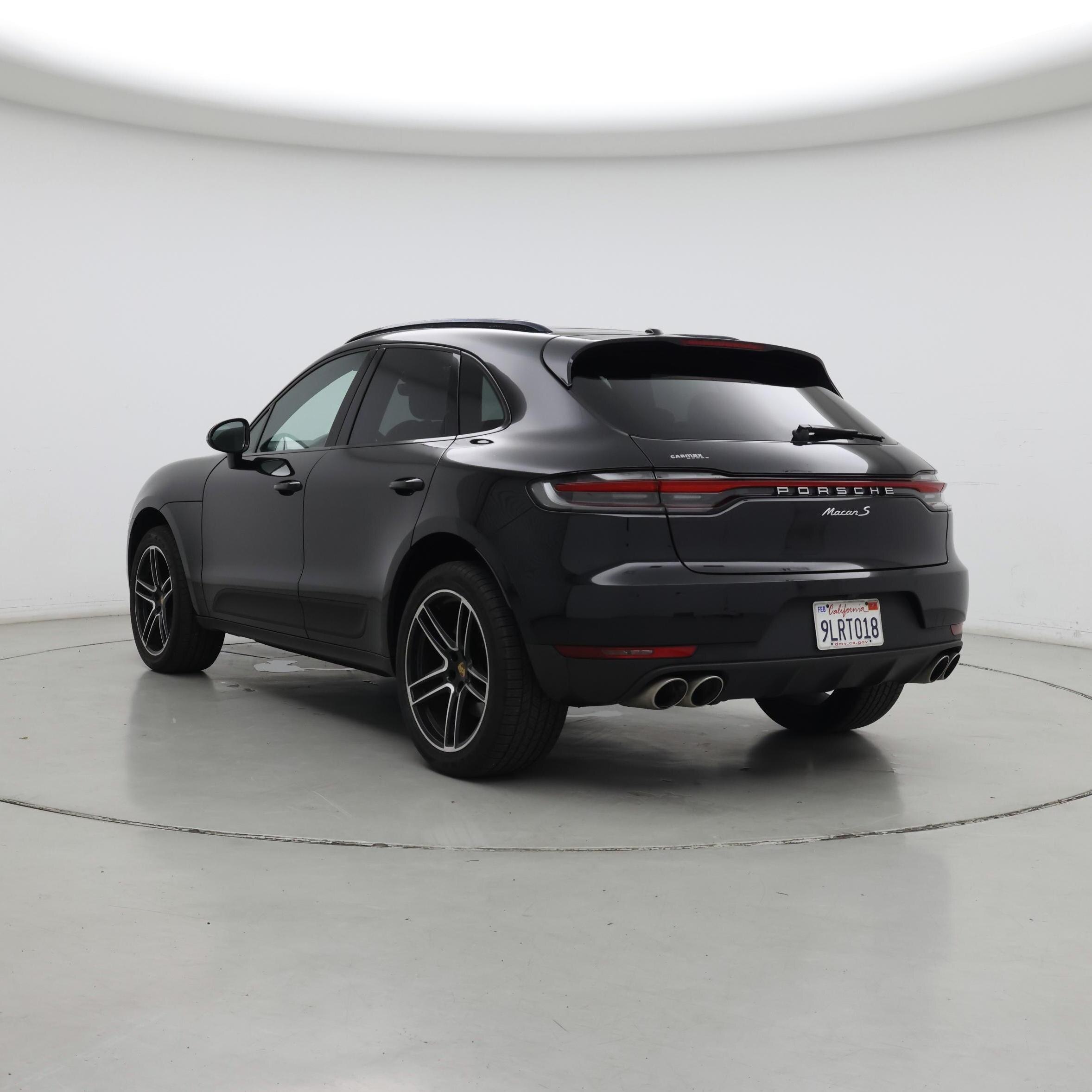 Thumbnail: 2020 Porsche Macan - 2