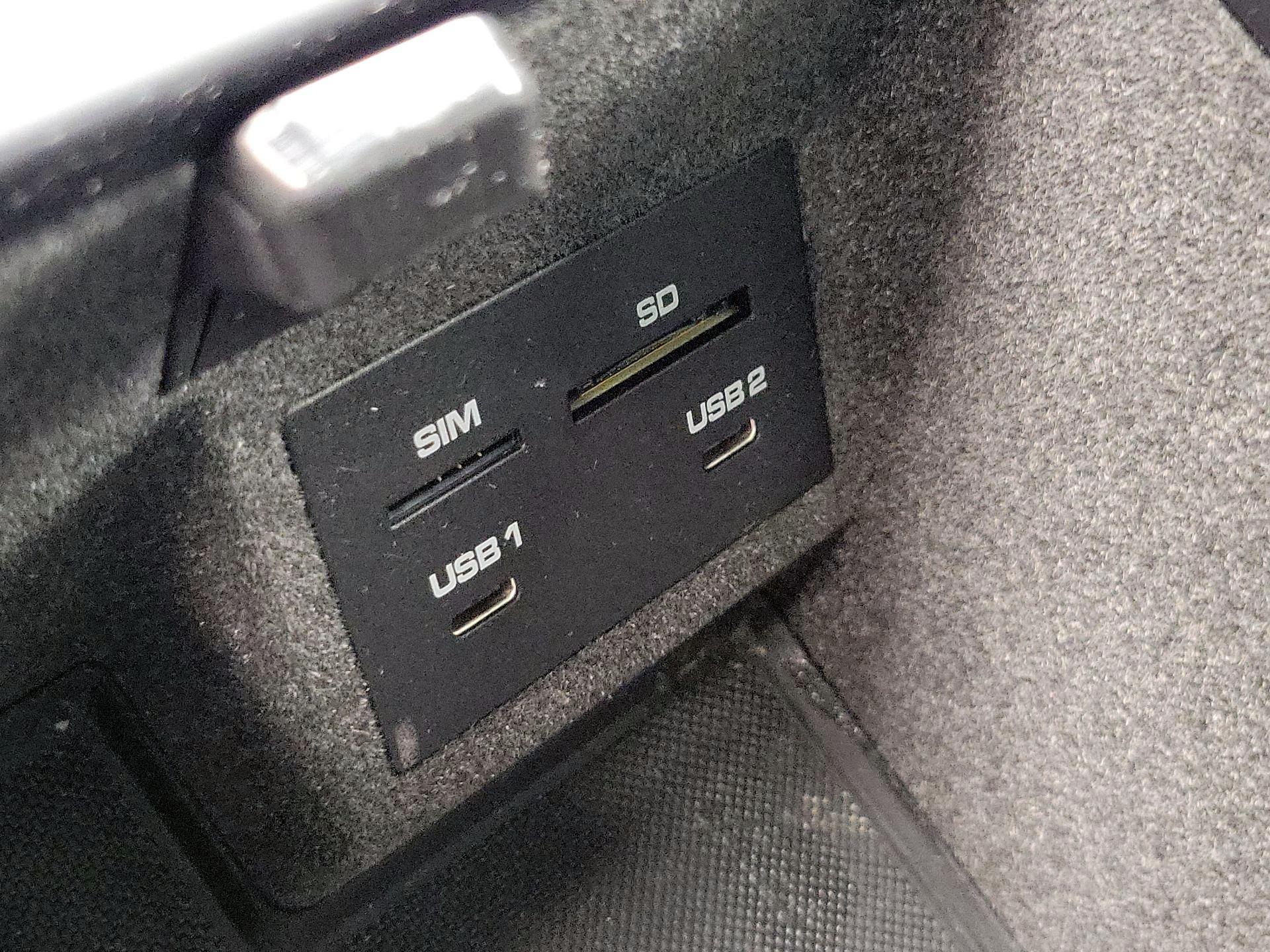 Thumbnail: 2021 Porsche Macan - 19