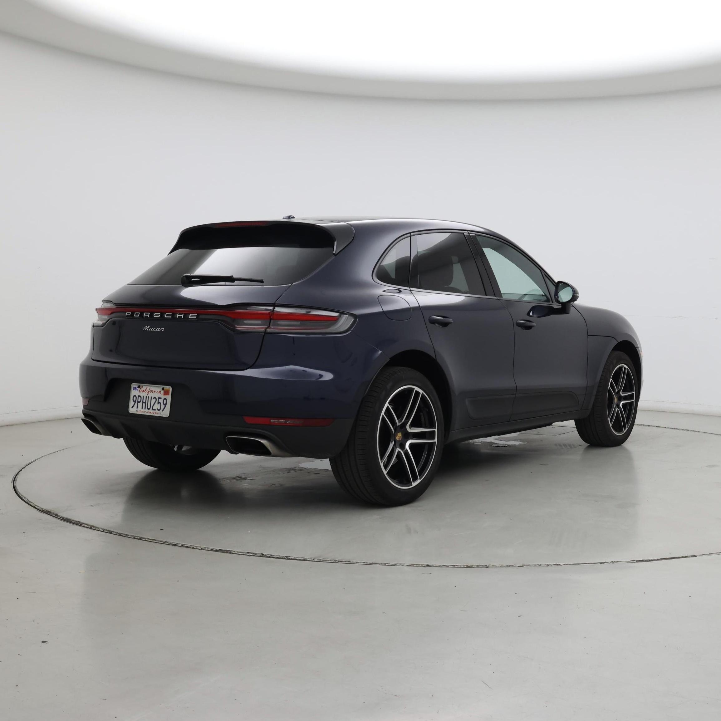 Thumbnail: 2021 Porsche Macan - 8