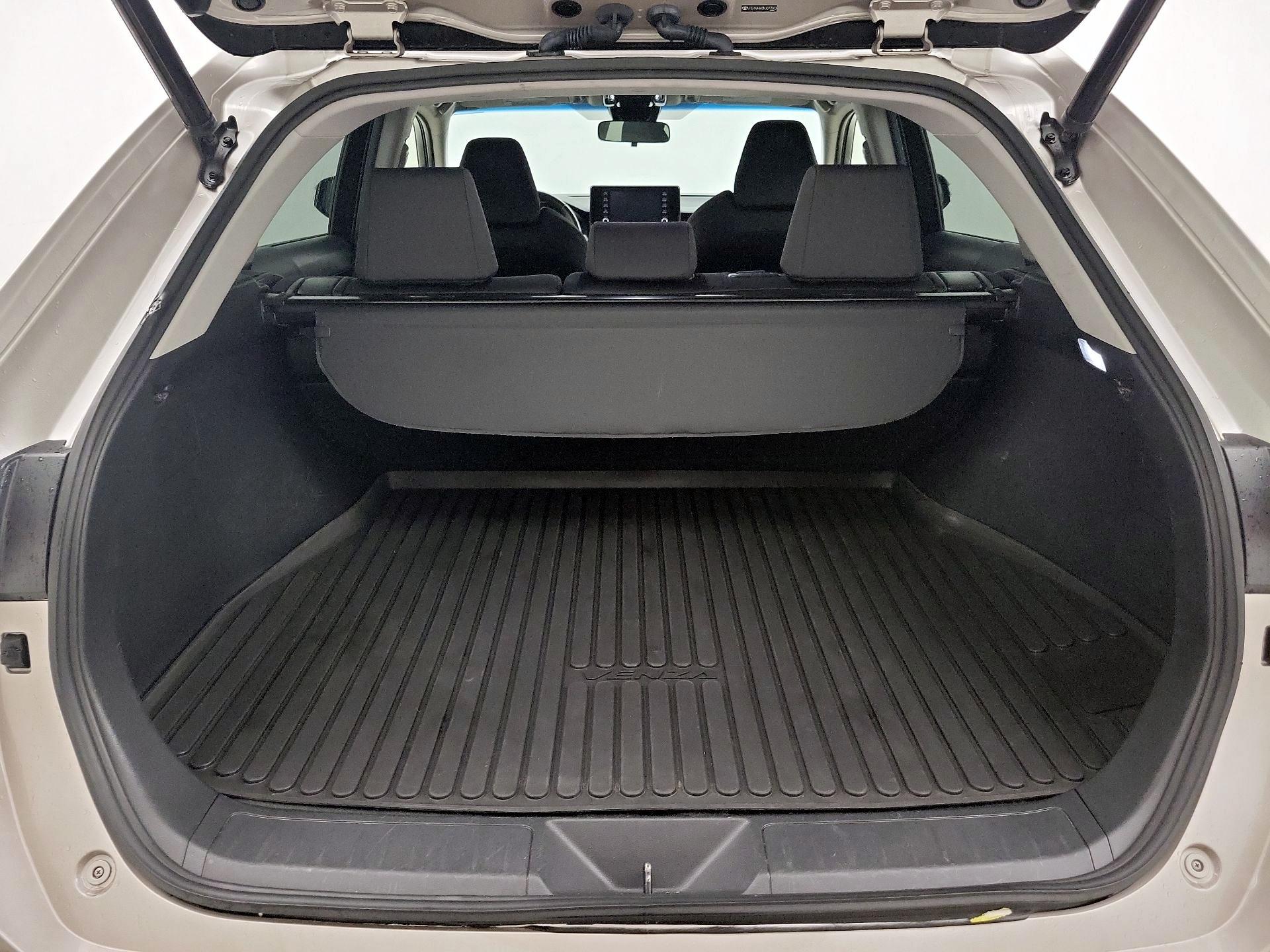 Thumbnail: 2021 Toyota Venza - 20